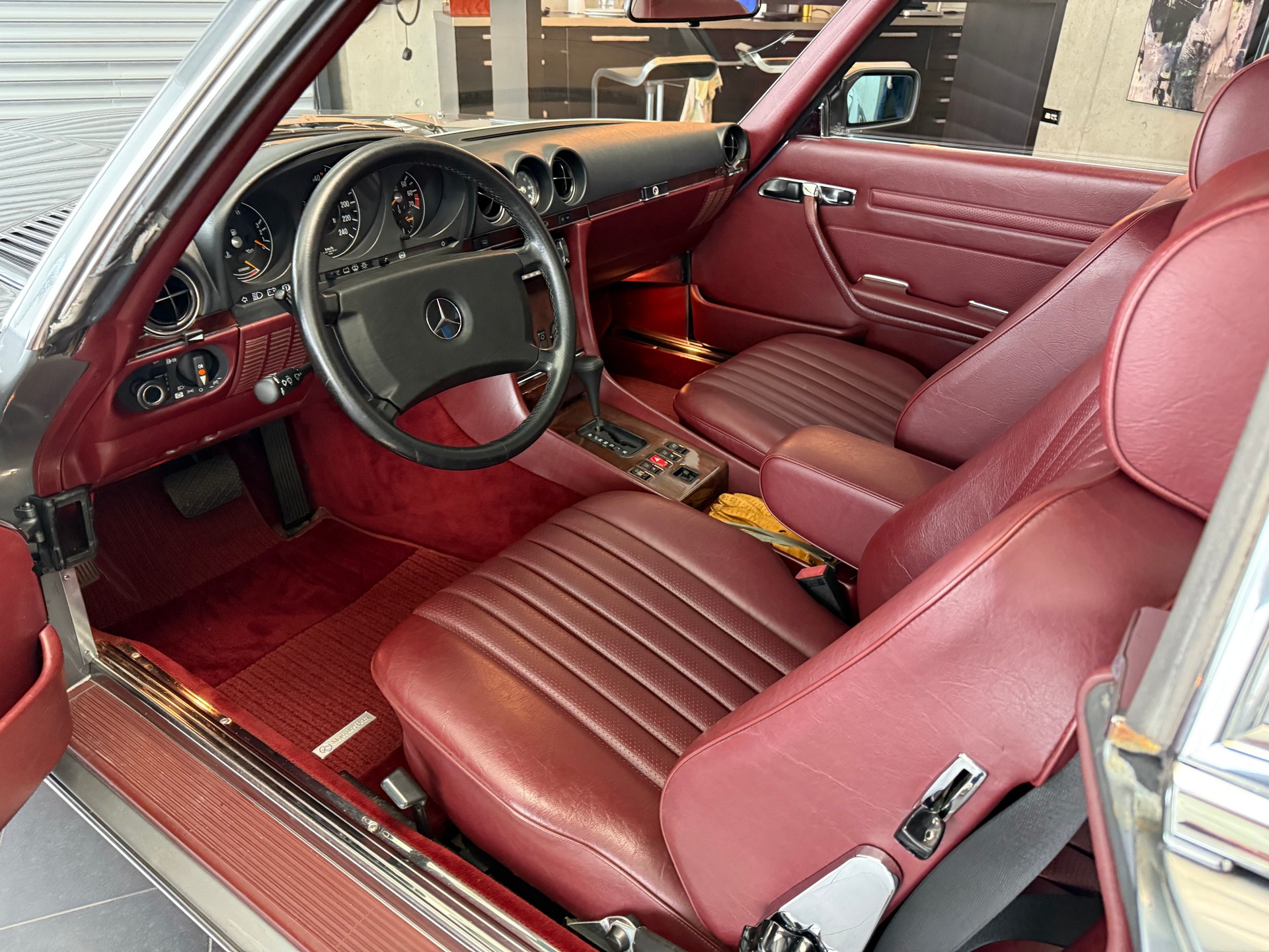 MERCEDES-BENZ SL 300-image-8