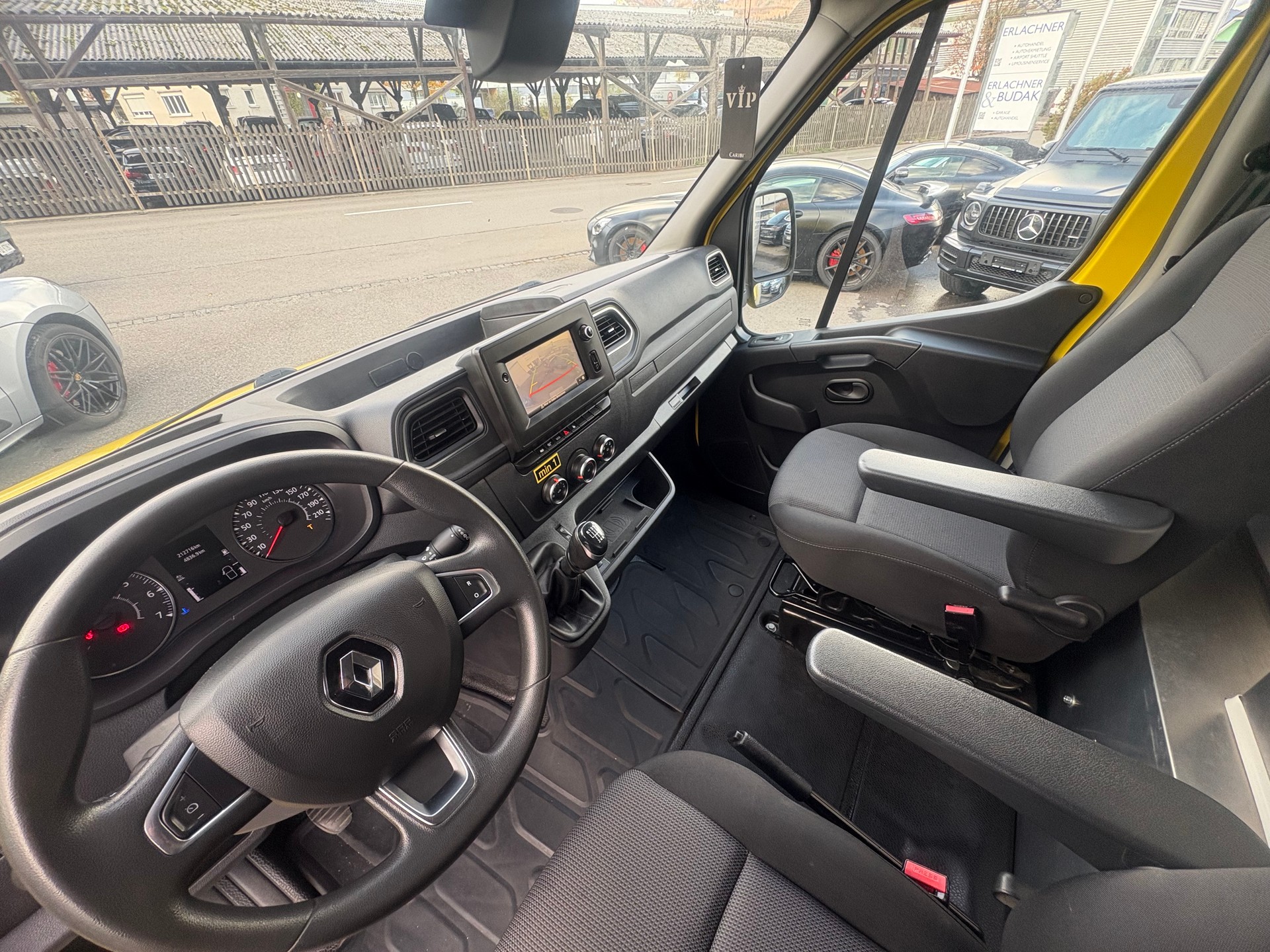 RENAULT Master T35 dCi165 L3-image-8
