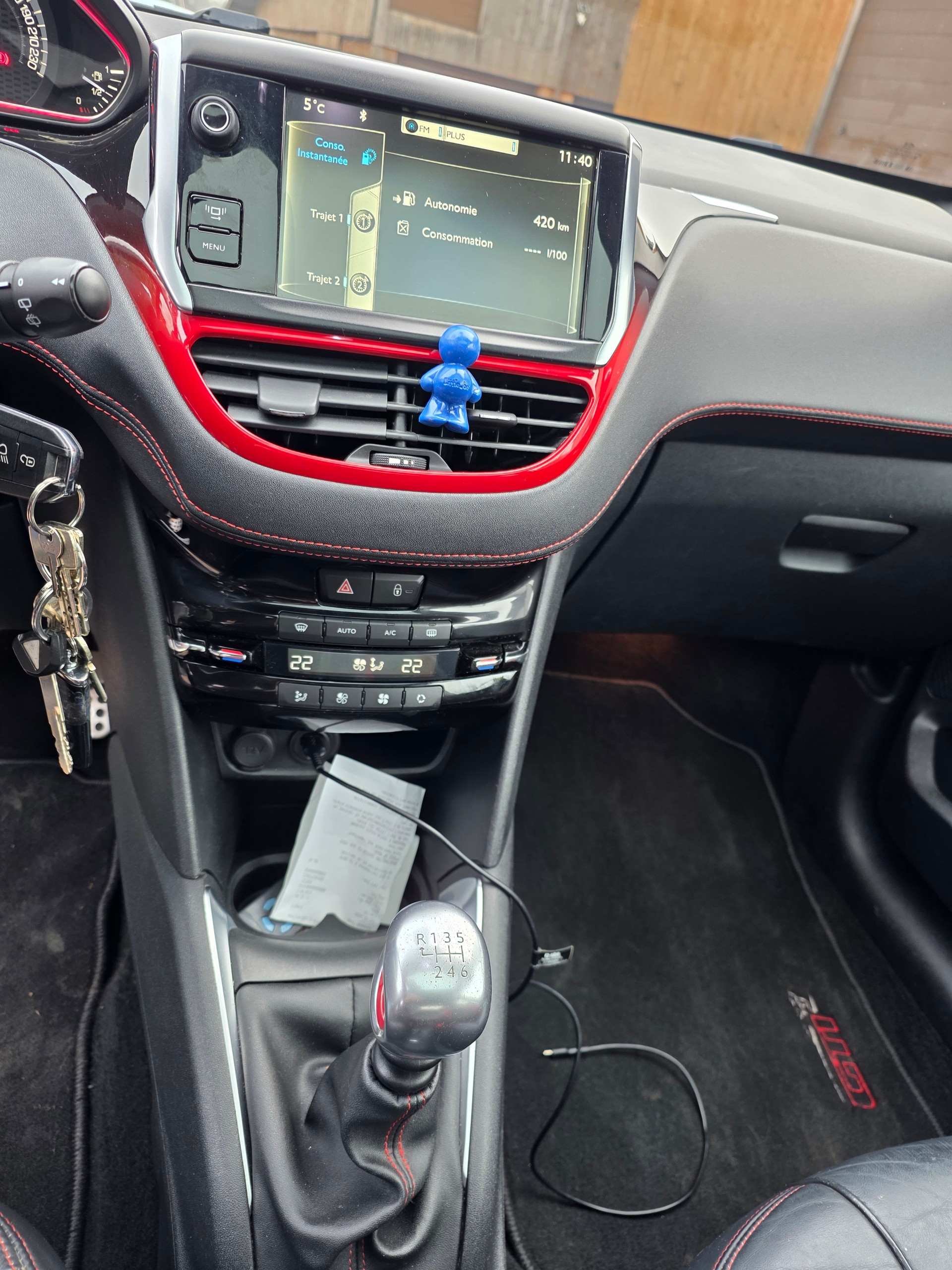 PEUGEOT 208 1.6 Turbo GTi-image-11