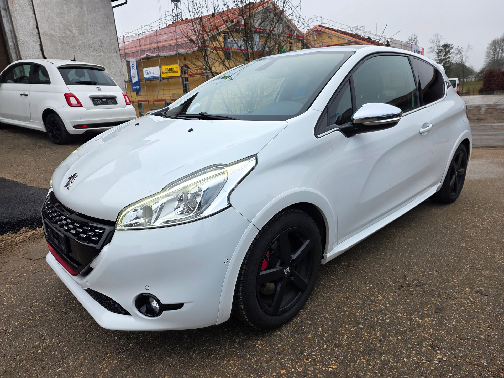 PEUGEOT 208 1.6 Turbo GTi