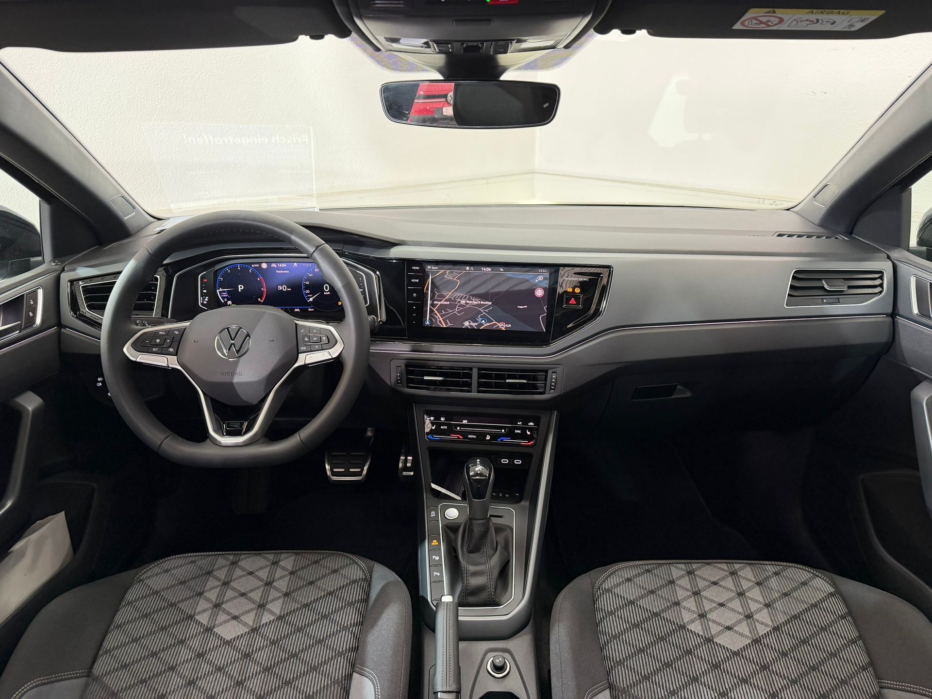 VW Polo 1.0 TSI R-Line DSG-image-7