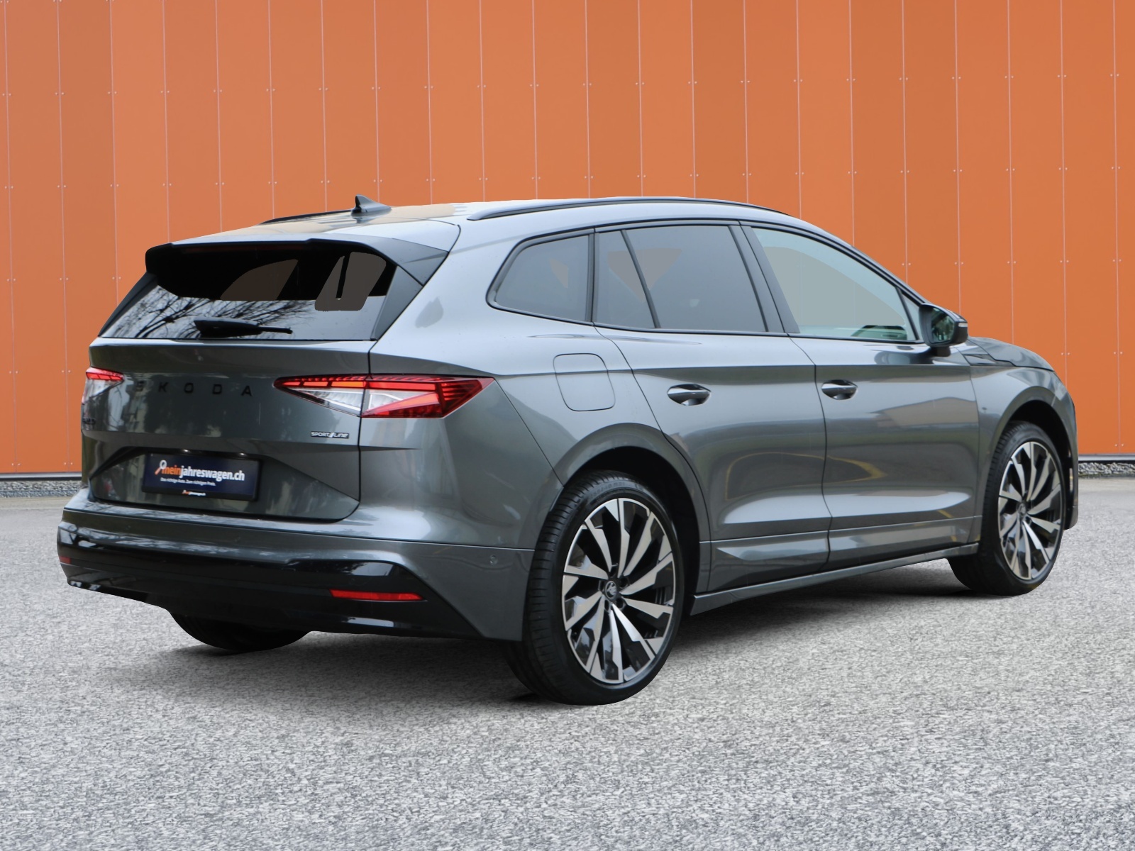 SKODA Enyaq 85x Sportline 4x4-showroom-element-1