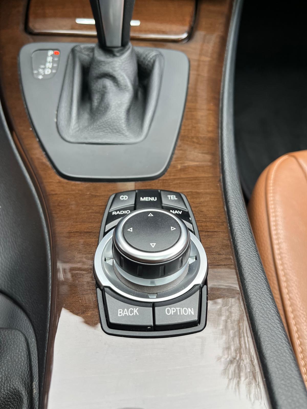 BMW 318i Touring Steptronic-image-13