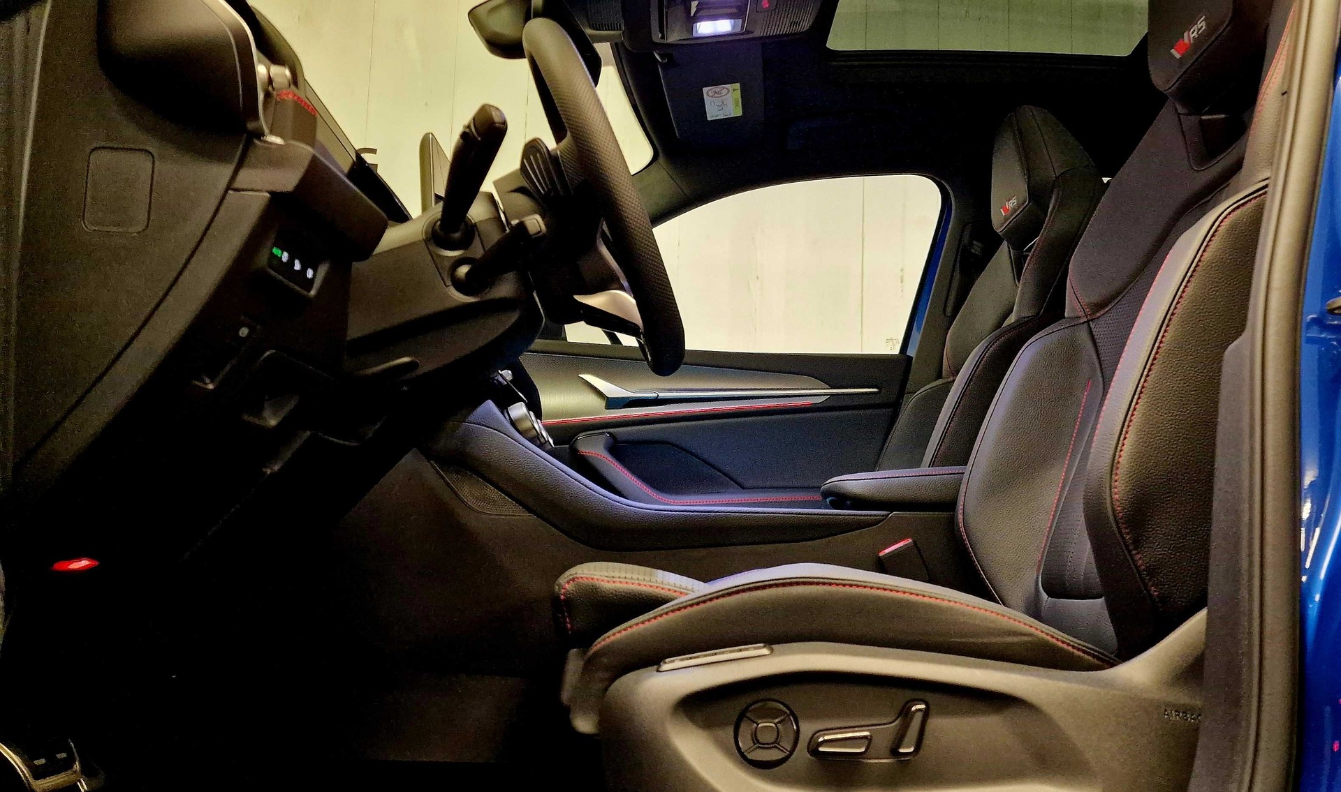 SKODA Kodiaq 2.0 TSI RS 4x4-showroom-element-3