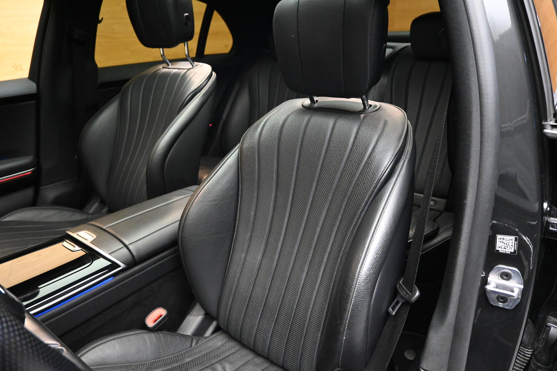 MERCEDES-BENZ S 400 d 4Matic AMG Line 9G-Tronic-image-5