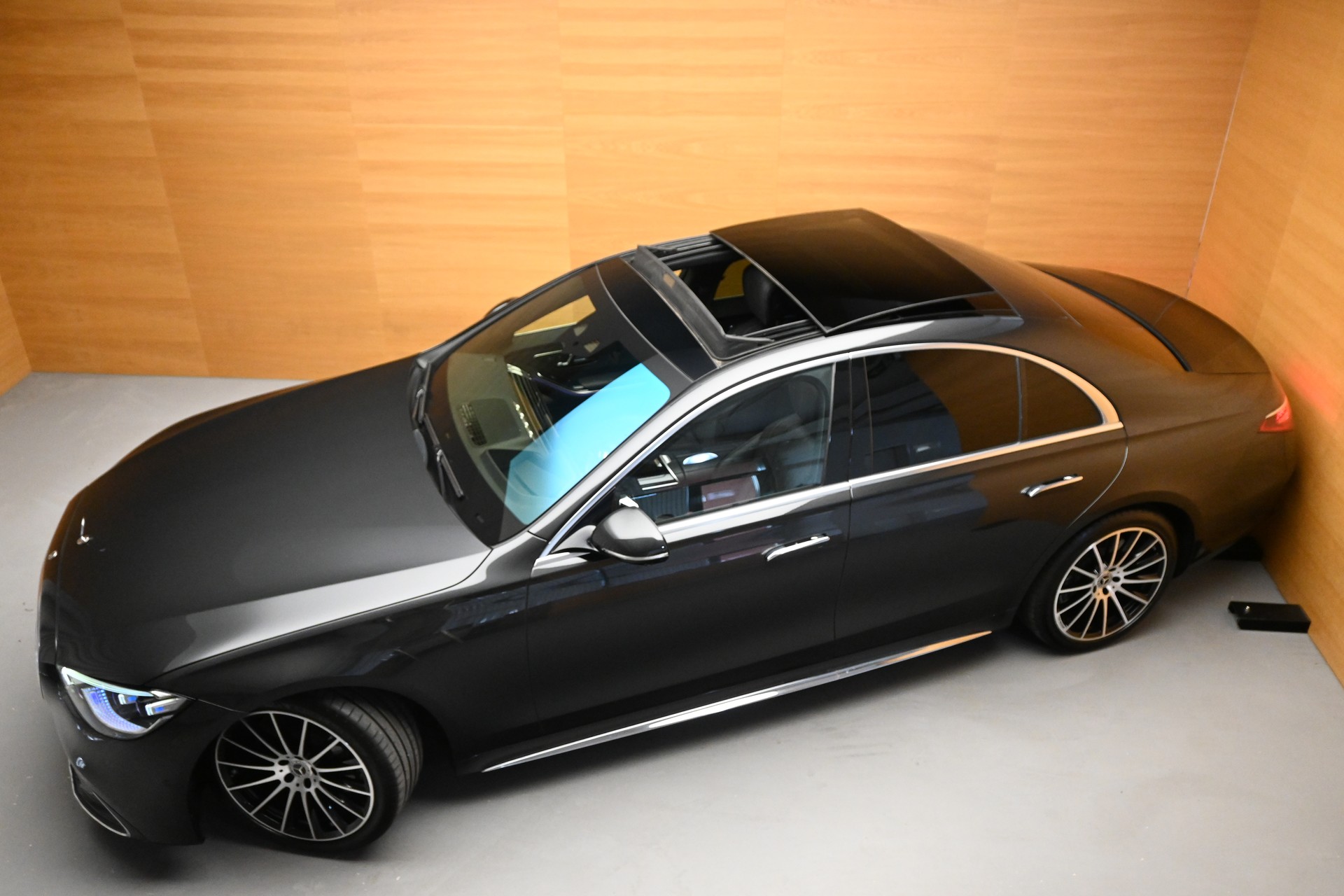 MERCEDES-BENZ S 400 d 4Matic AMG Line 9G-Tronic-showroom-element-1