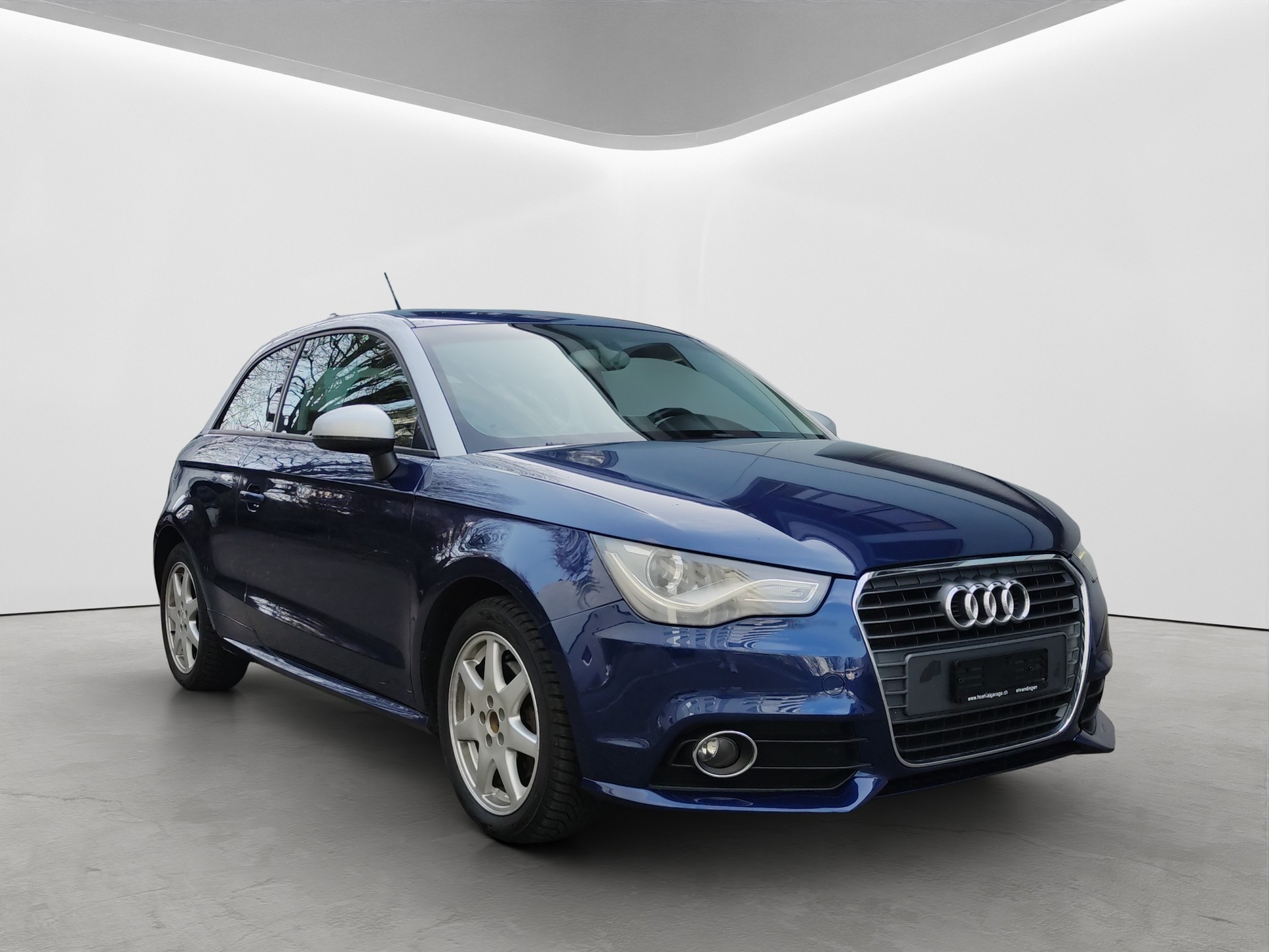 AUDI A1 1.4 TFSI Attraction S-tronic-image-8
