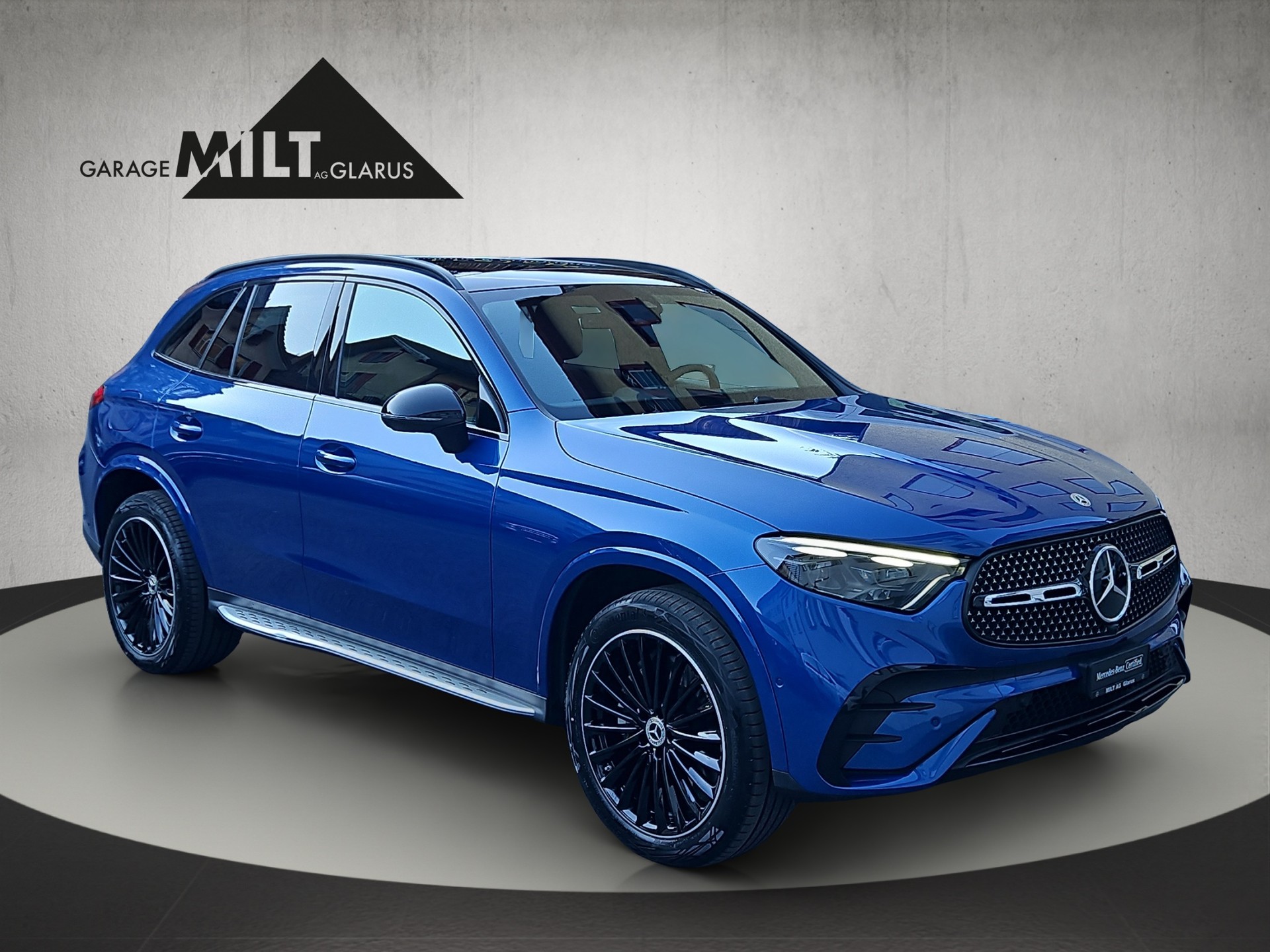 MERCEDES-BENZ GLC 300 de AMG Line 4matic-showroom-element-1