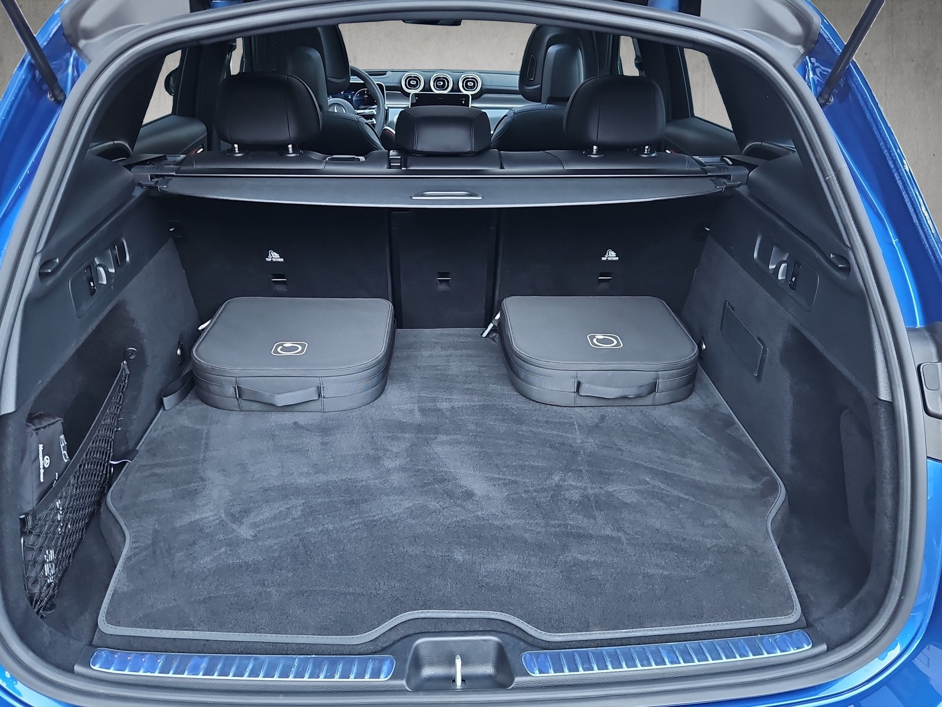 MERCEDES-BENZ GLC 300 de AMG Line 4matic-image-13