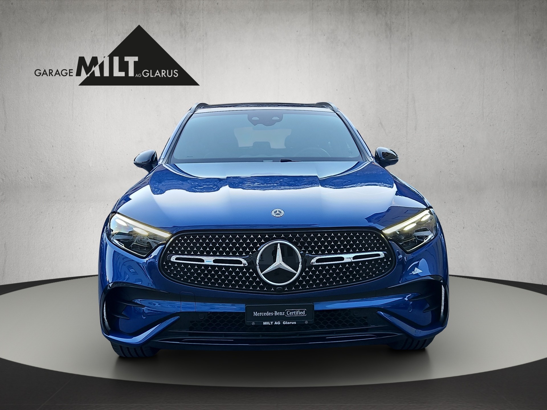 MERCEDES-BENZ GLC 300 de AMG Line 4matic-showroom-element-2