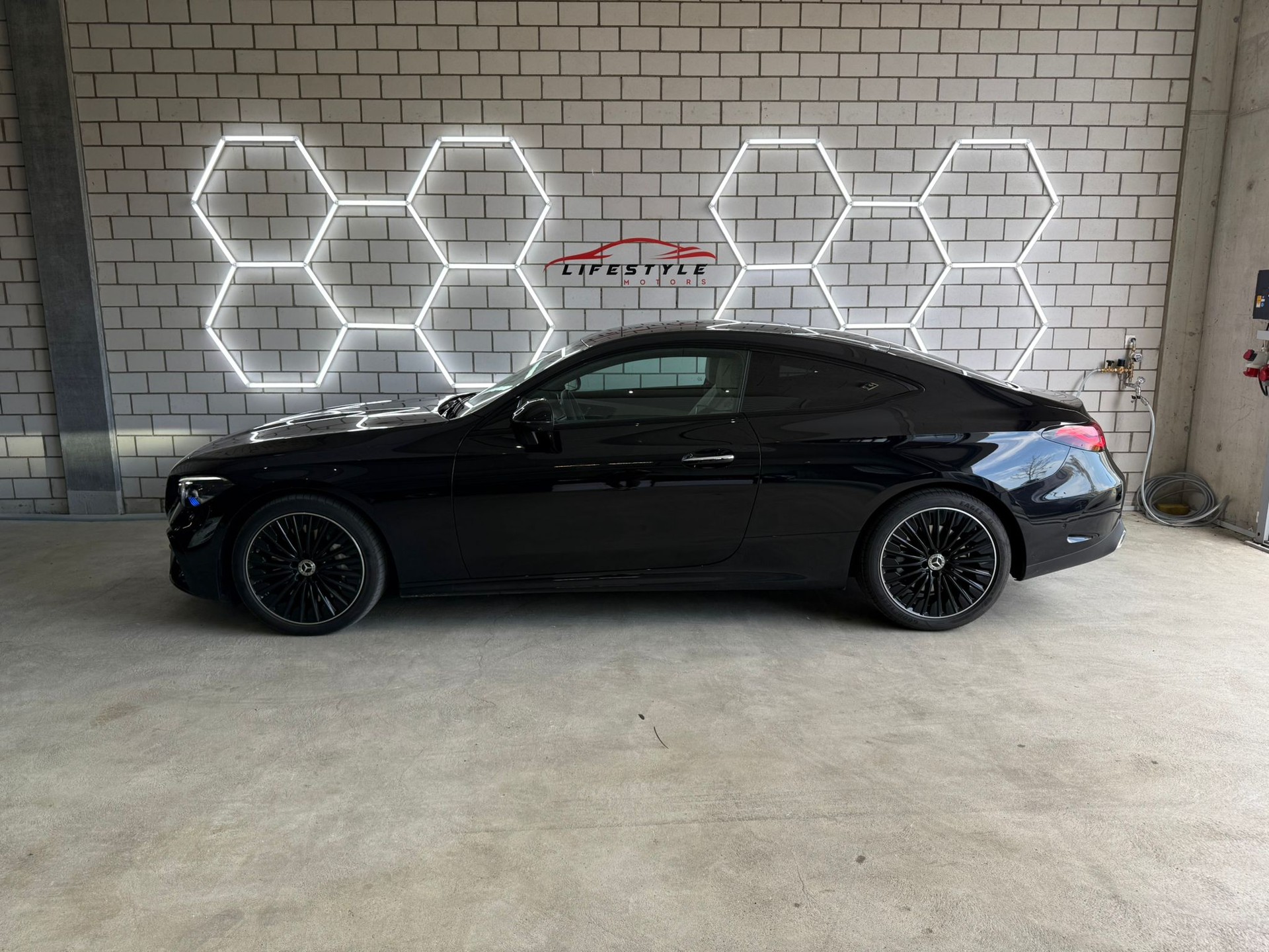 MERCEDES-BENZ CLE 450 Coupé 4Matic 9G-Tronic AMG Line-image-1