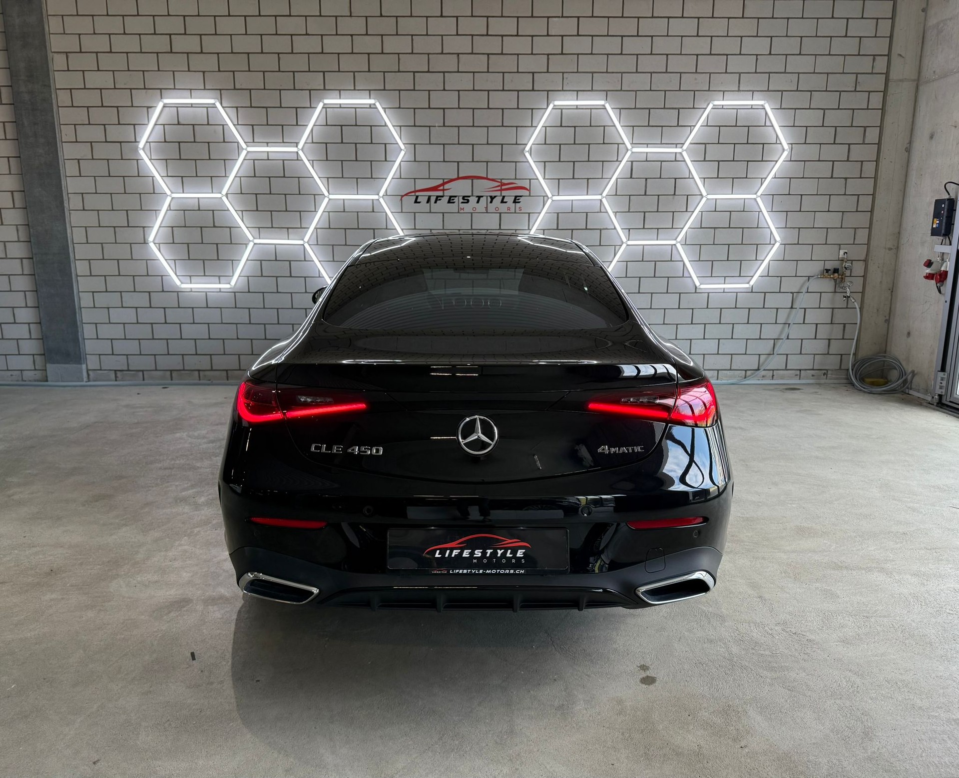 MERCEDES-BENZ CLE 450 Coupé 4Matic 9G-Tronic AMG Line-image-3