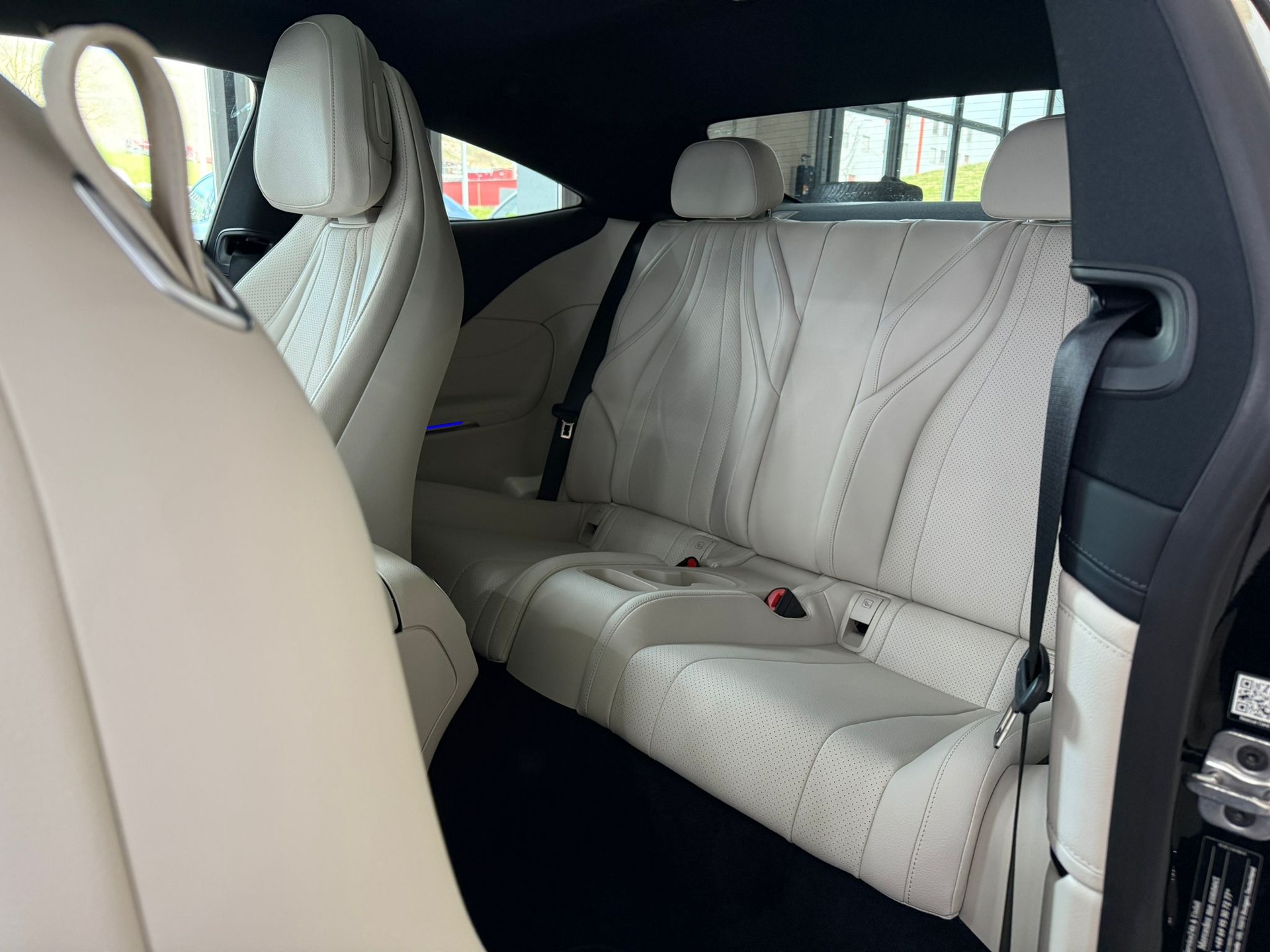 MERCEDES-BENZ CLE 450 Coupé 4Matic 9G-Tronic AMG Line-image-11