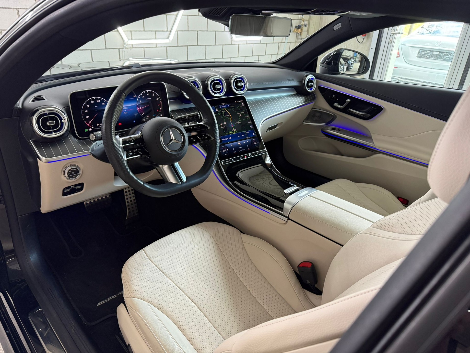 MERCEDES-BENZ CLE 450 Coupé 4Matic 9G-Tronic AMG Line-image-5