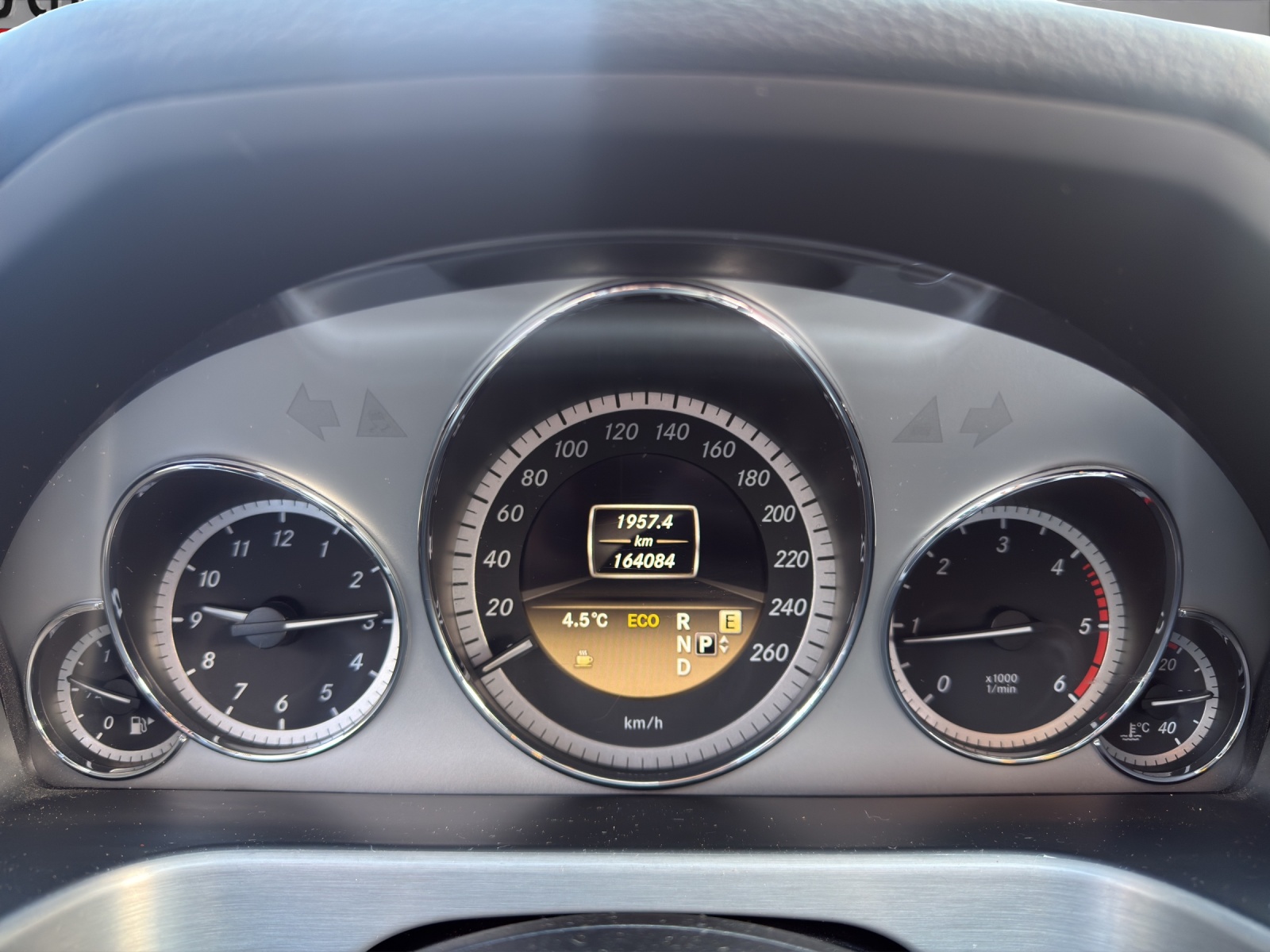MERCEDES-BENZ E 250 CDI BlueEfficiency Avantgarde 7G-Tronic-image-14