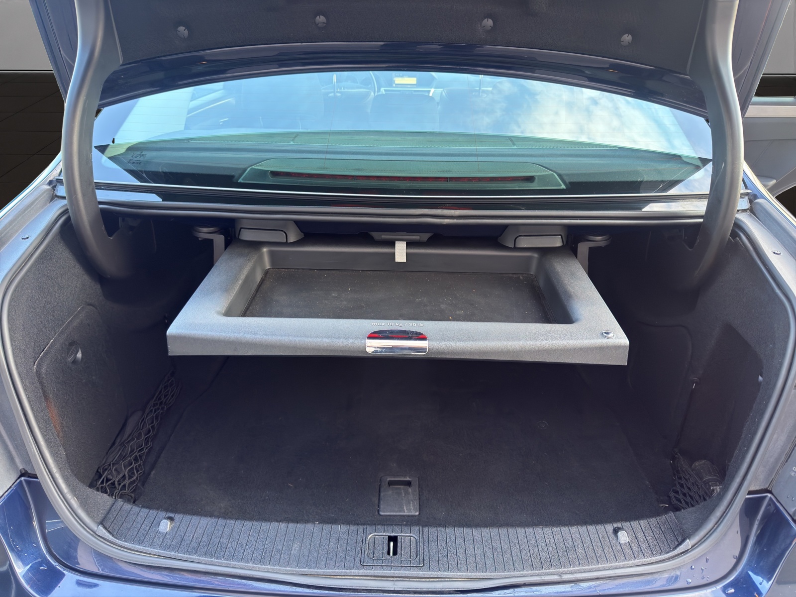 MERCEDES-BENZ E 250 CDI BlueEfficiency Avantgarde 7G-Tronic-image-19