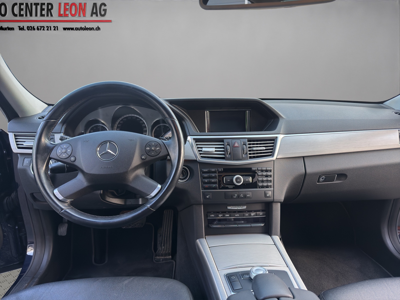 MERCEDES-BENZ E 250 CDI BlueEfficiency Avantgarde 7G-Tronic-image-13