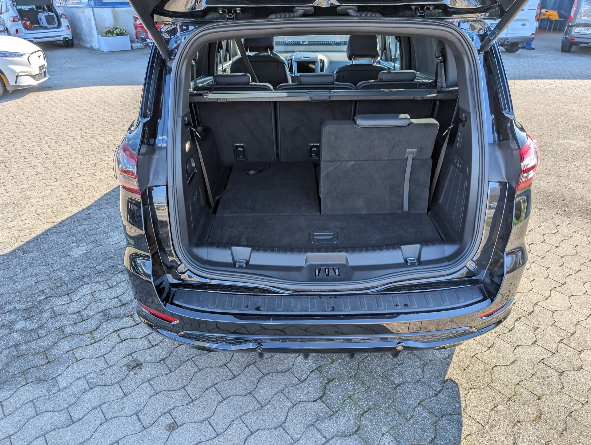 FORD S-Max 2.5 FHEV ST-Line 7Pl-image-7