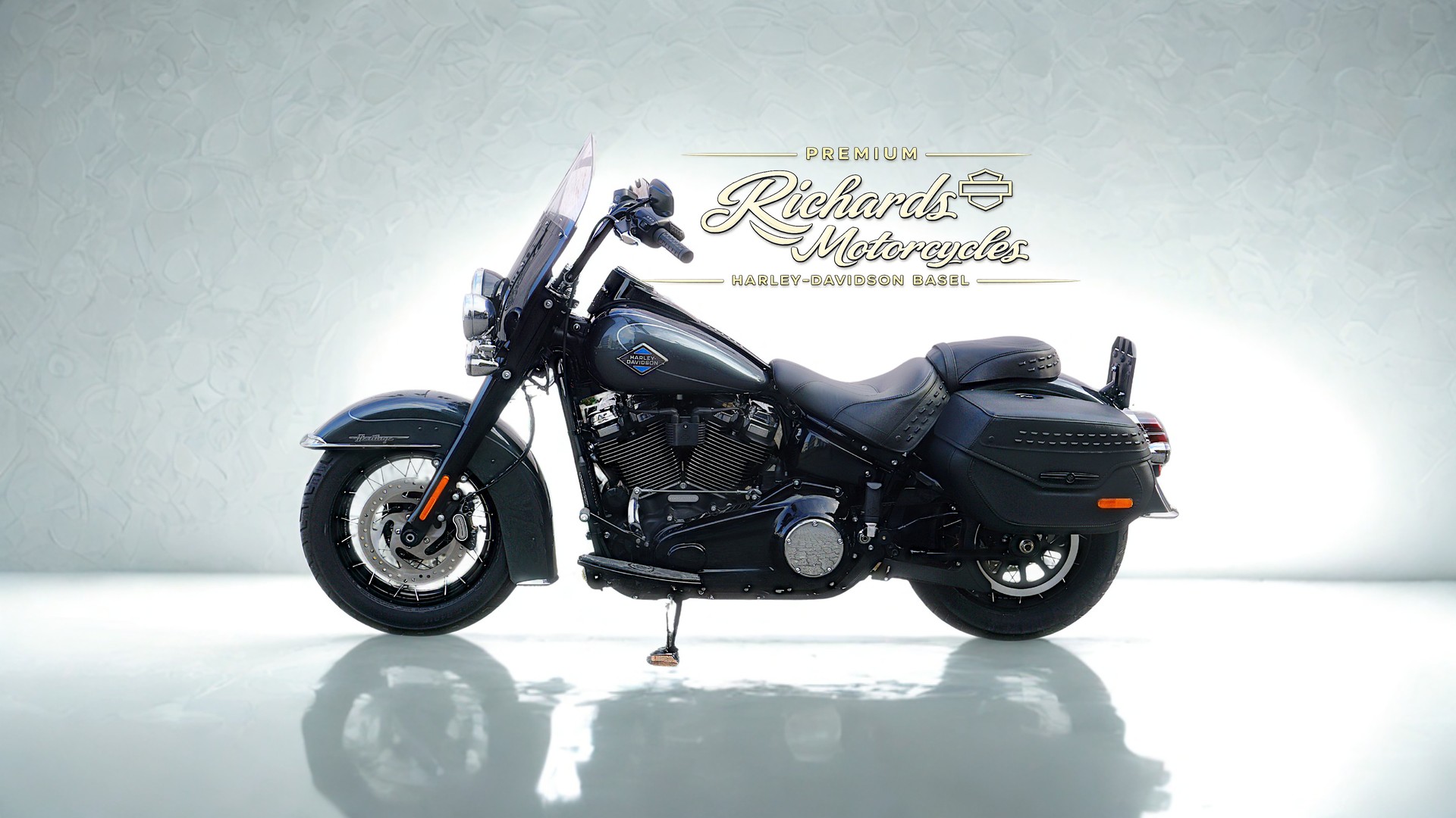 HARLEY-DAVIDSON FLHC Heritage Classic 117-image-3