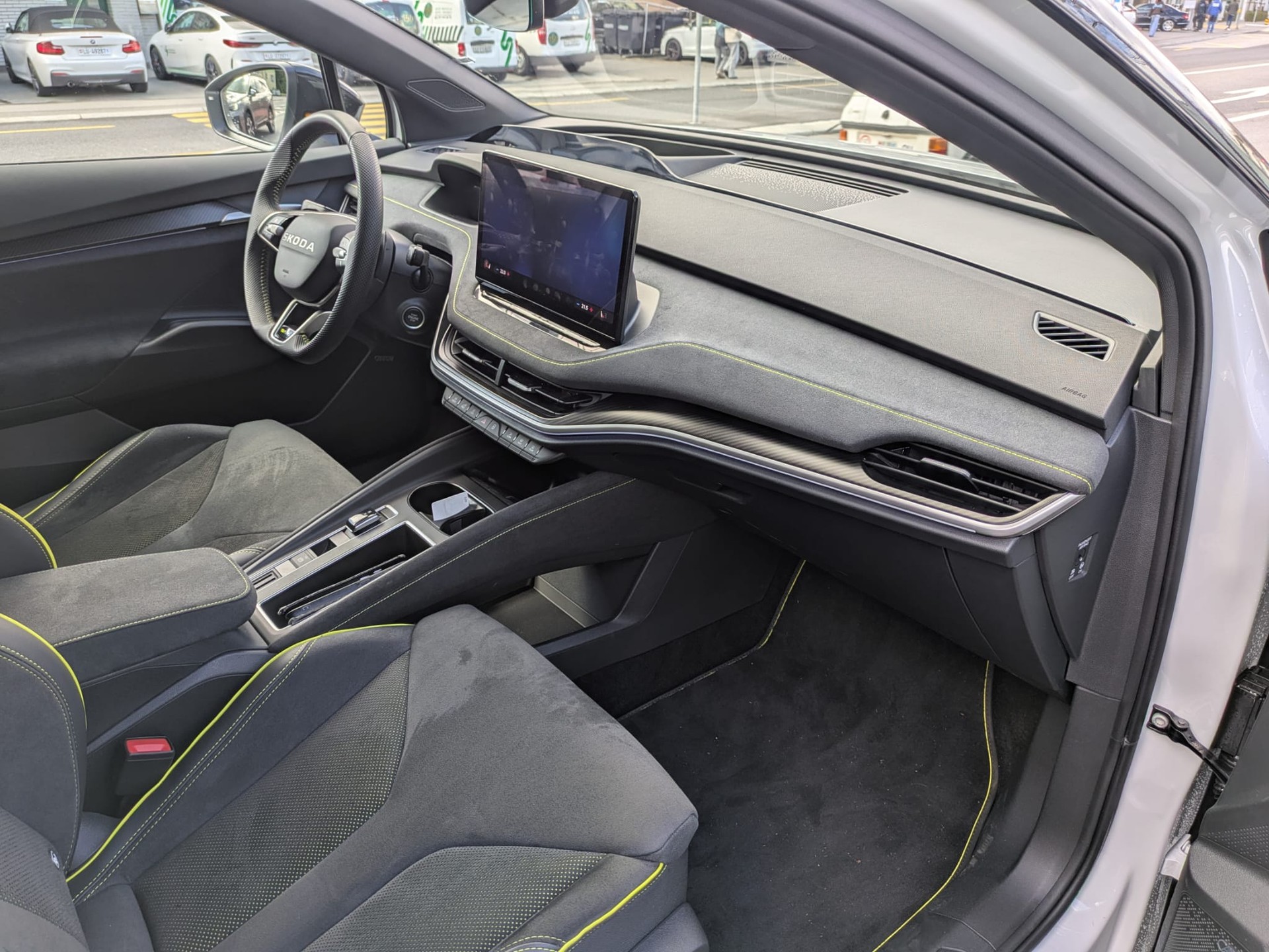 SKODA Elroq 85 RS 4x4-image-15