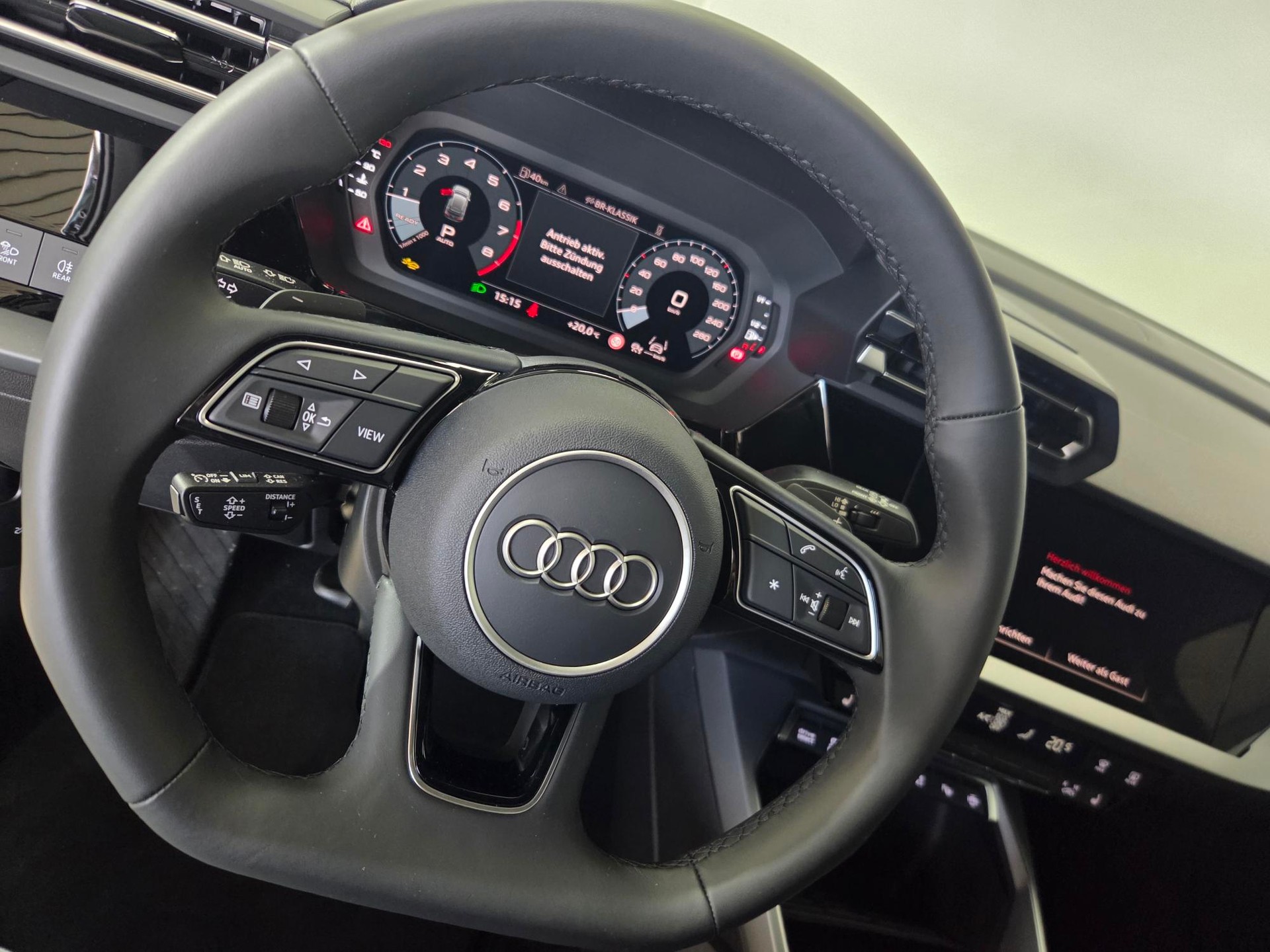 AUDI A3 Sportback TFSI 110 kW S line S tronic-image-5