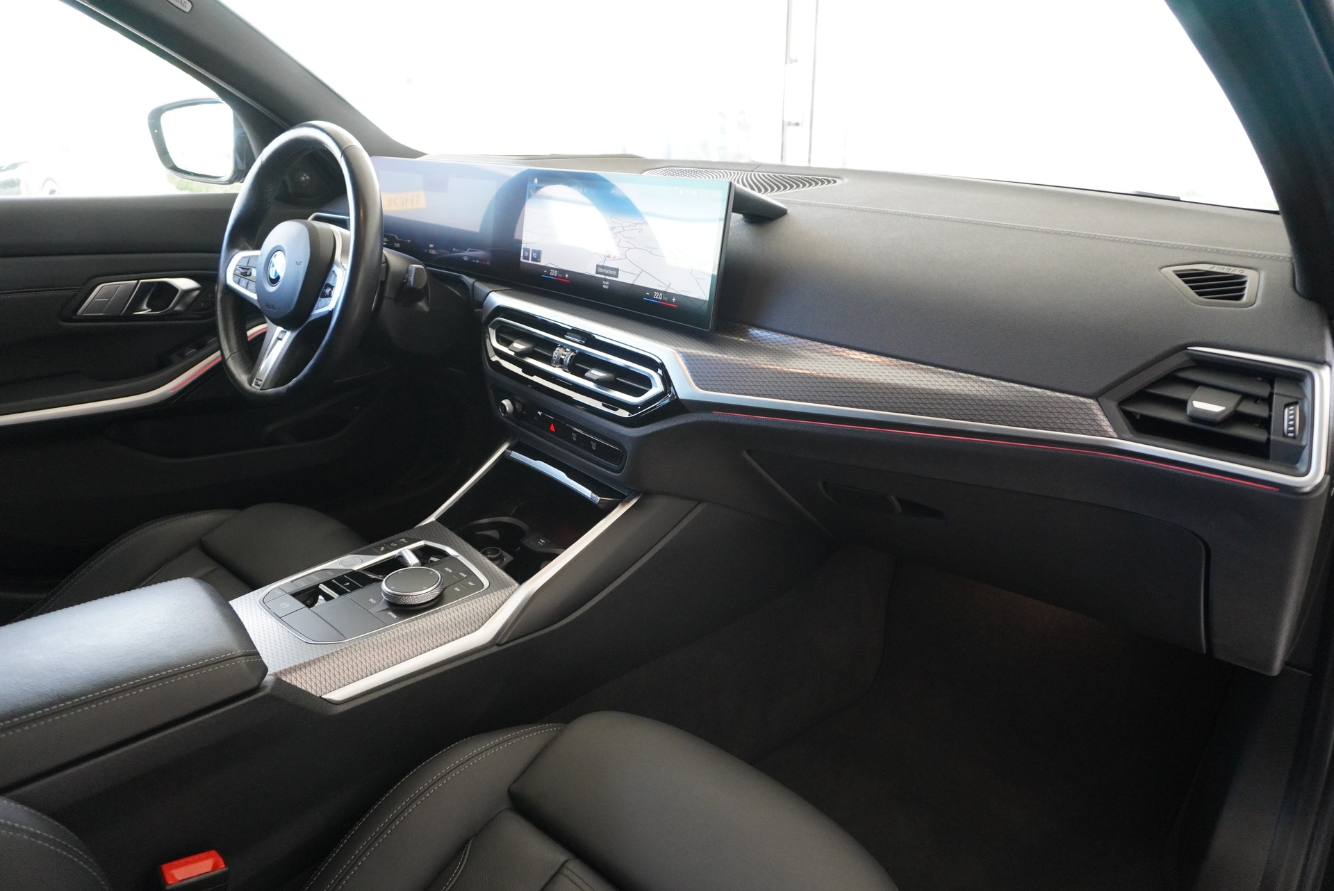 BMW M340d xDrive 48V Touring Steptronic M Sport Pro-image-9