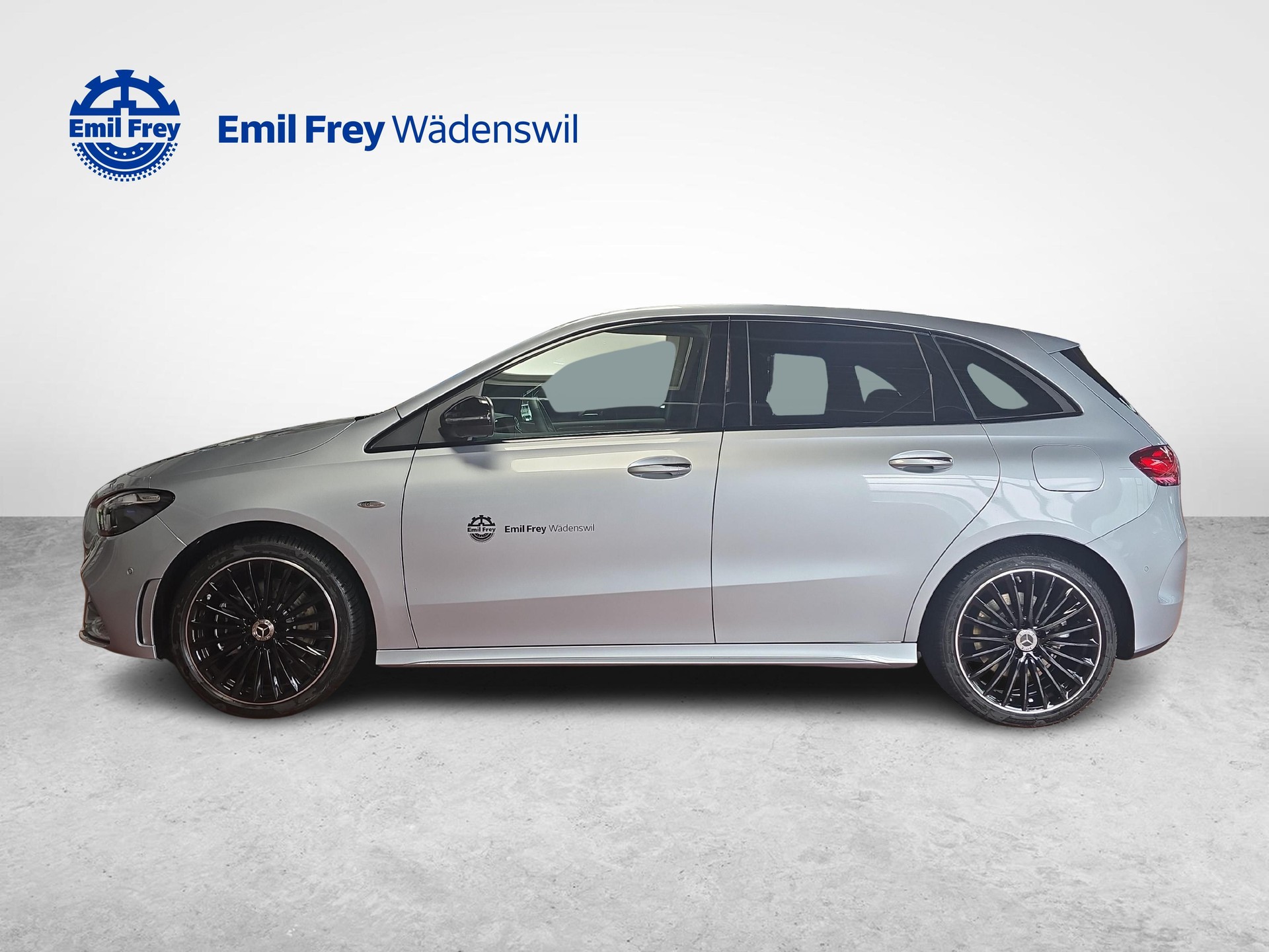 MERCEDES-BENZ B 250 e EQ Star AMG Line-showroom-element-1