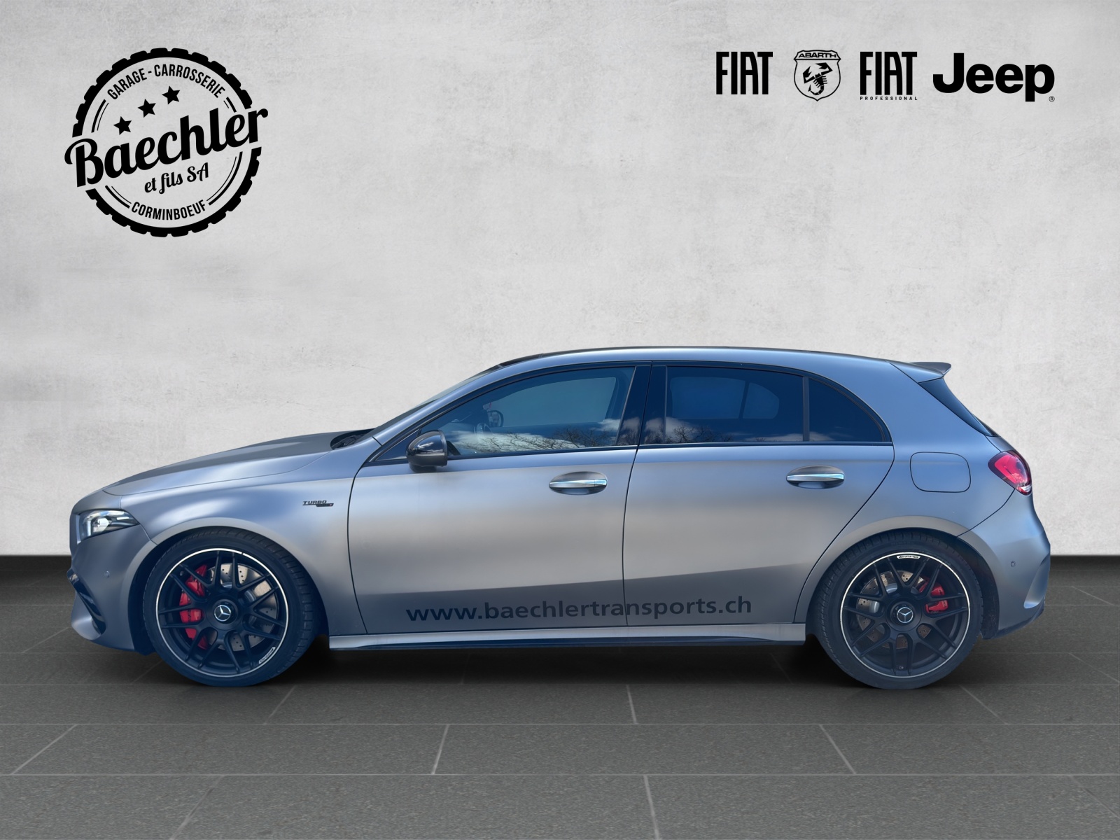 MERCEDES-BENZ A 45 S AMG 4matic+-showroom-element-3