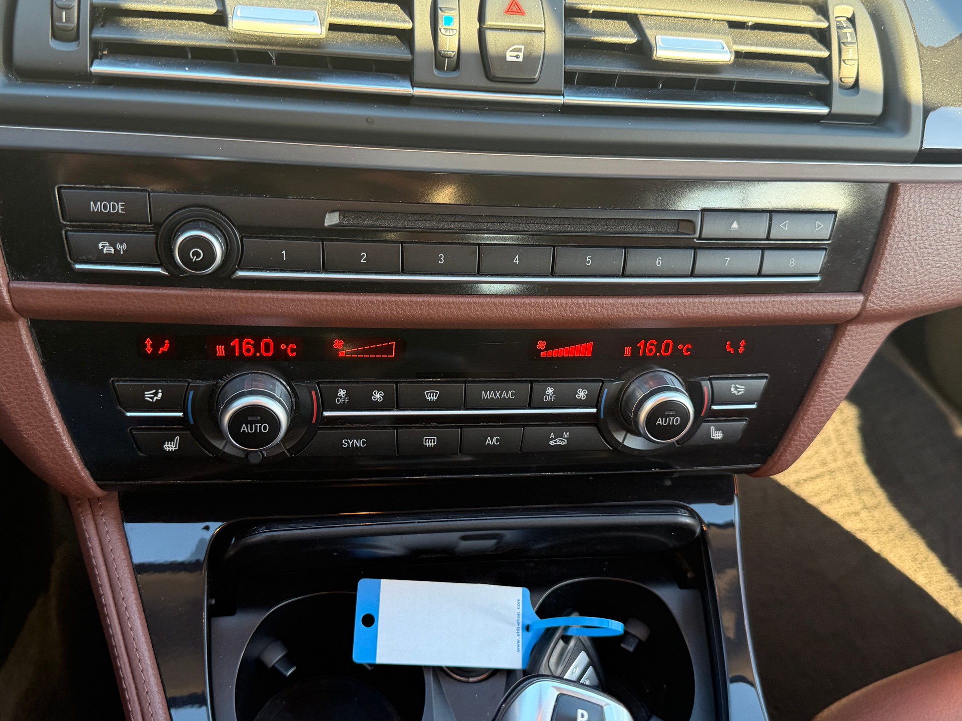 BMW 525d Touring xDrive Luxury Line Steptronic-image-12