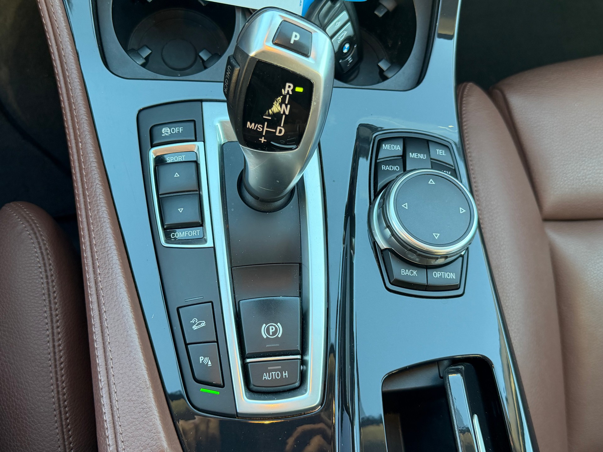 BMW 525d Touring xDrive Luxury Line Steptronic-image-13