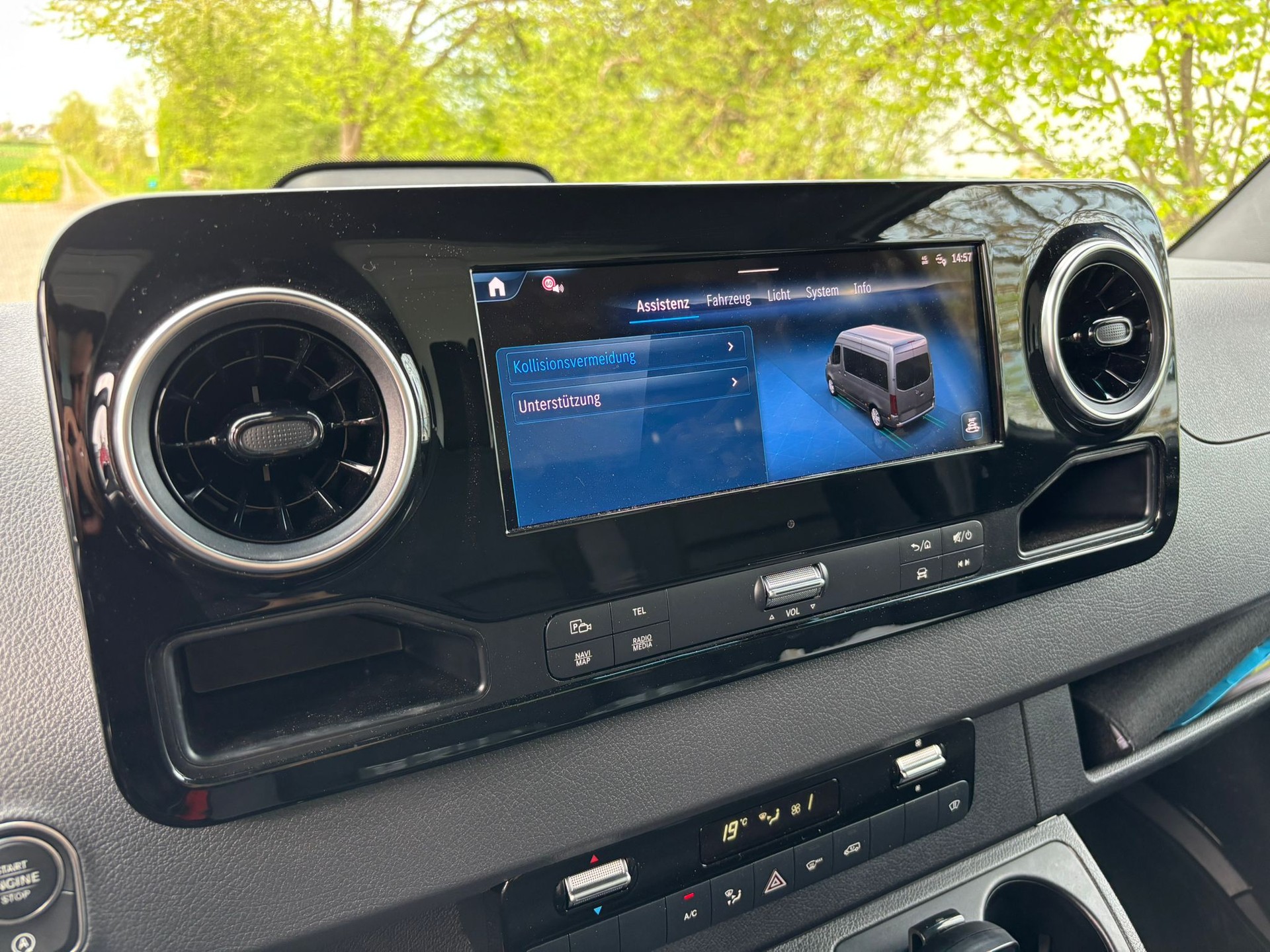 MERCEDES-BENZ Sprinter 319 CDI Lang 9G-TRONIC-image-14