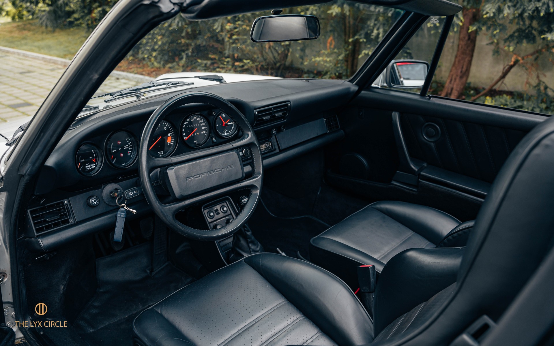 PORSCHE 911 Carrera Targa-image-9