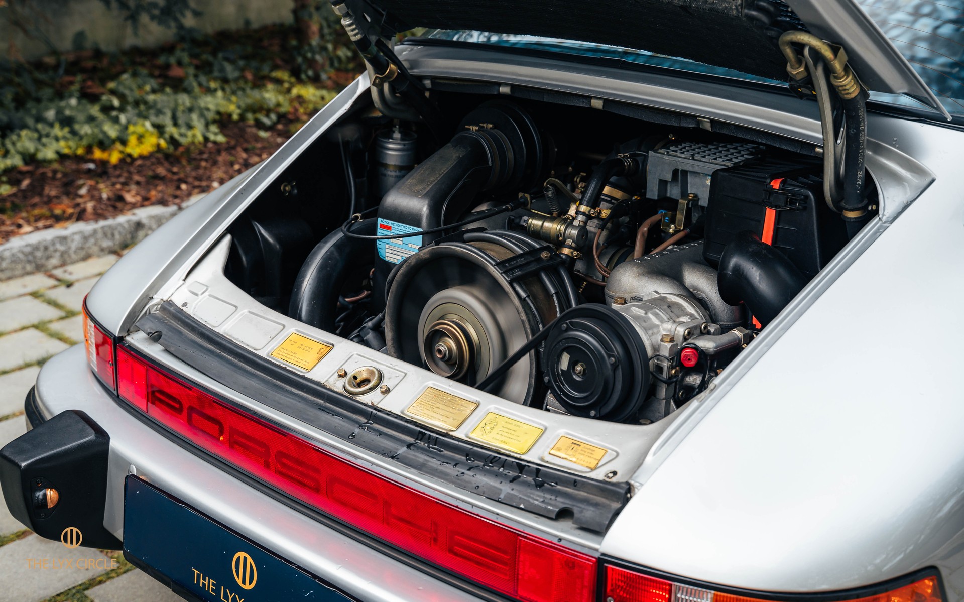 PORSCHE 911 Carrera Targa-image-15