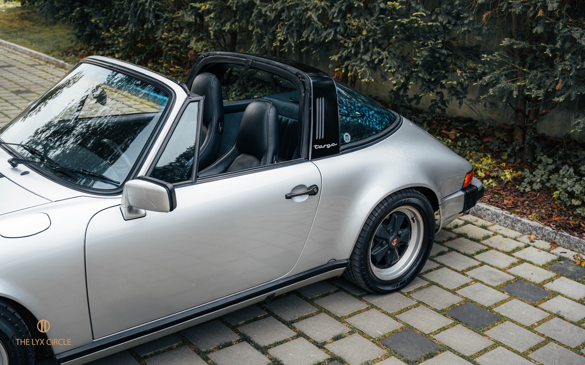 PORSCHE 911 Carrera Targa-image-7