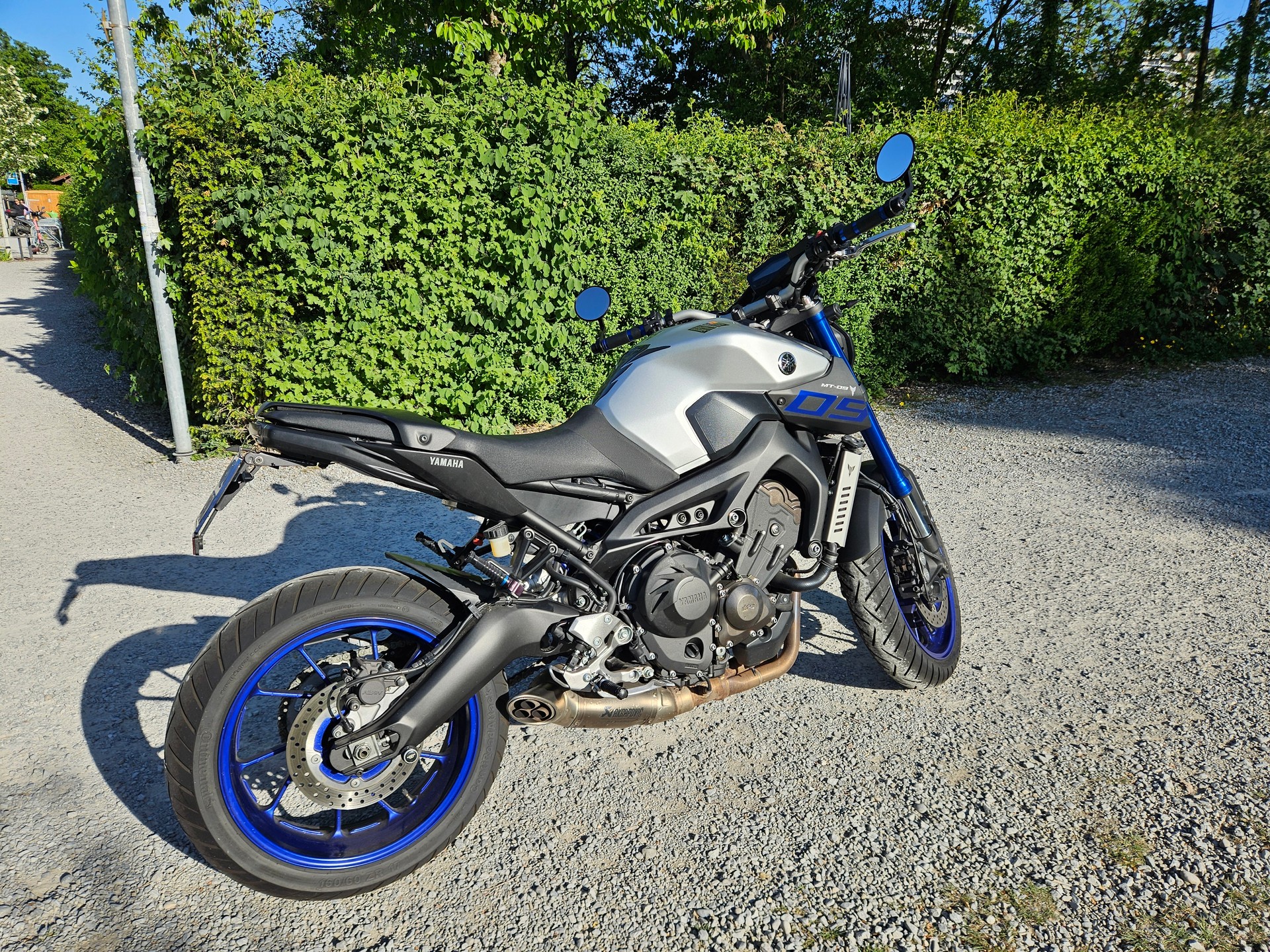 YAMAHA MT-09 ABS-image-1