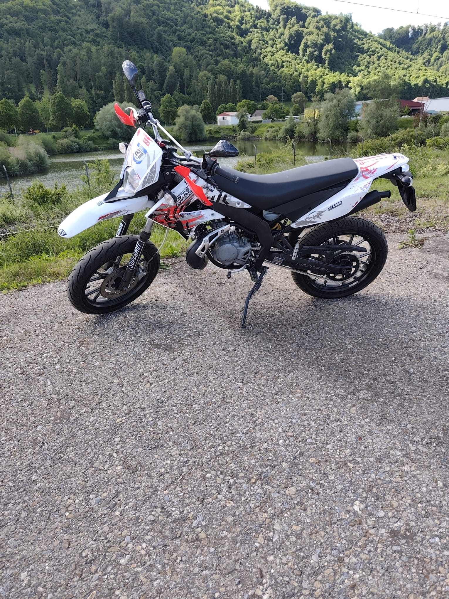 DERBI Senda 50 SM Xtreme-image-1