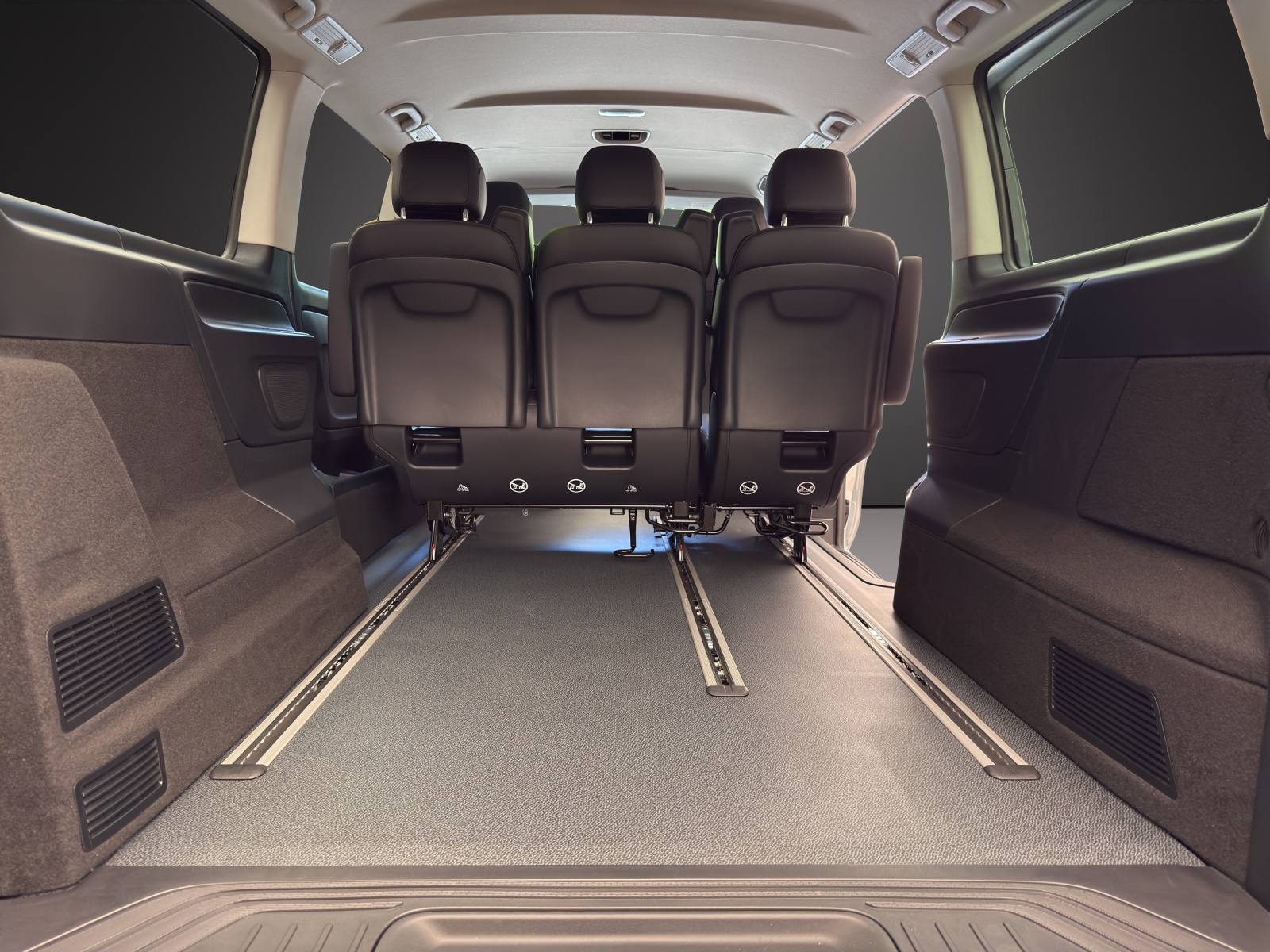 MERCEDES-BENZ Vito 116 CDI Lang Tourer 9G-Tronic 4M Pro-image-11
