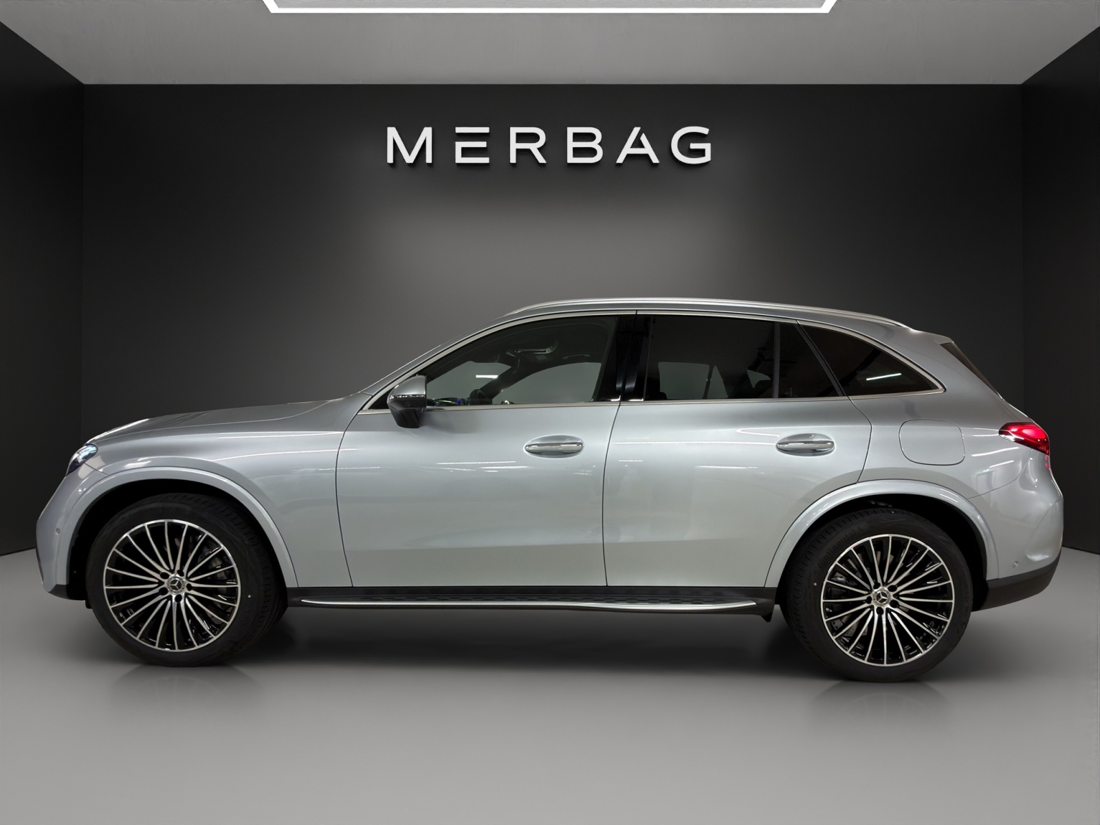MERCEDES-BENZ GLC 300 de 4Matic 9G-Tronic-image-5