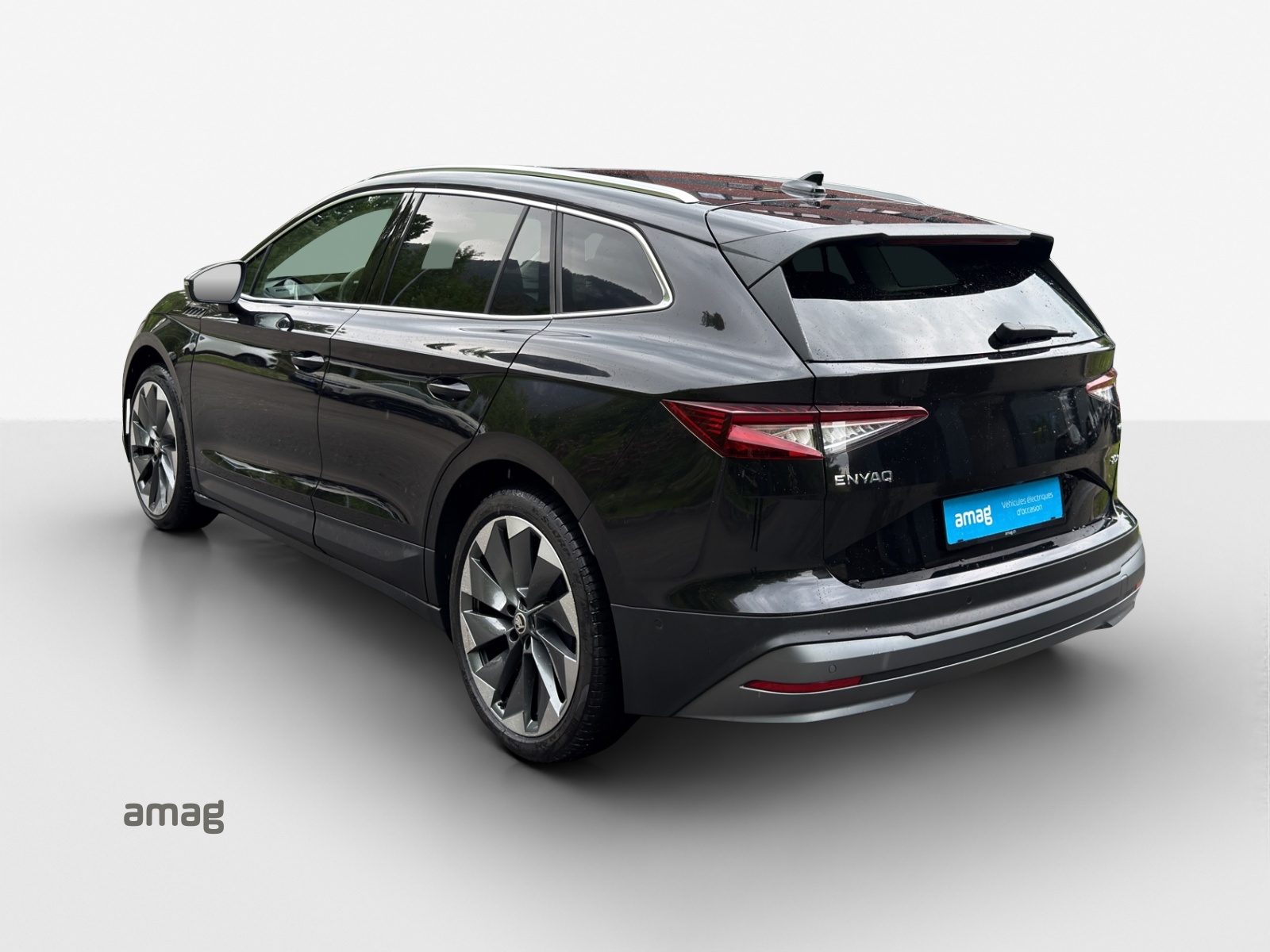 SKODA Enyaq iV 80x-showroom-element-2