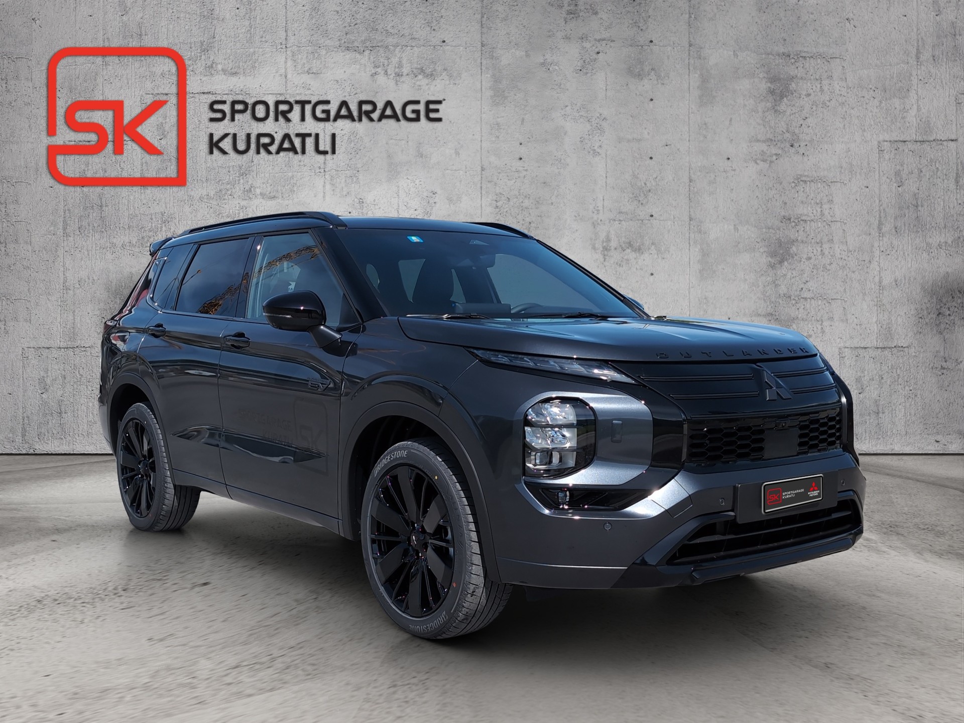 MITSUBISHI Outlander 2.4 PHEV Sport 4x4 Limited Edition-showroom-element-1