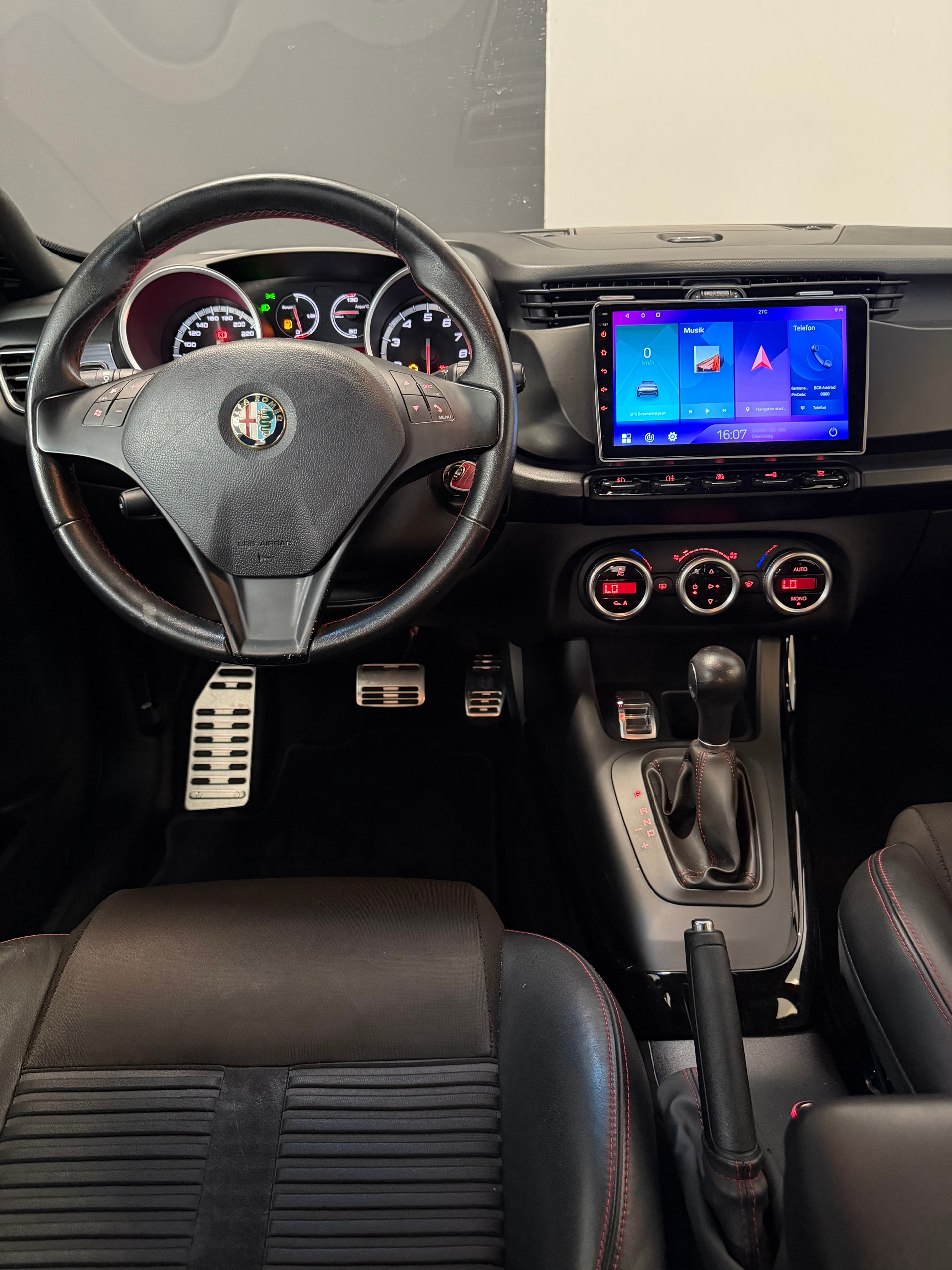 ALFA ROMEO Giulietta 1.4 MultiAir Progression TCT ***CH-Fahrzeug***-image-7