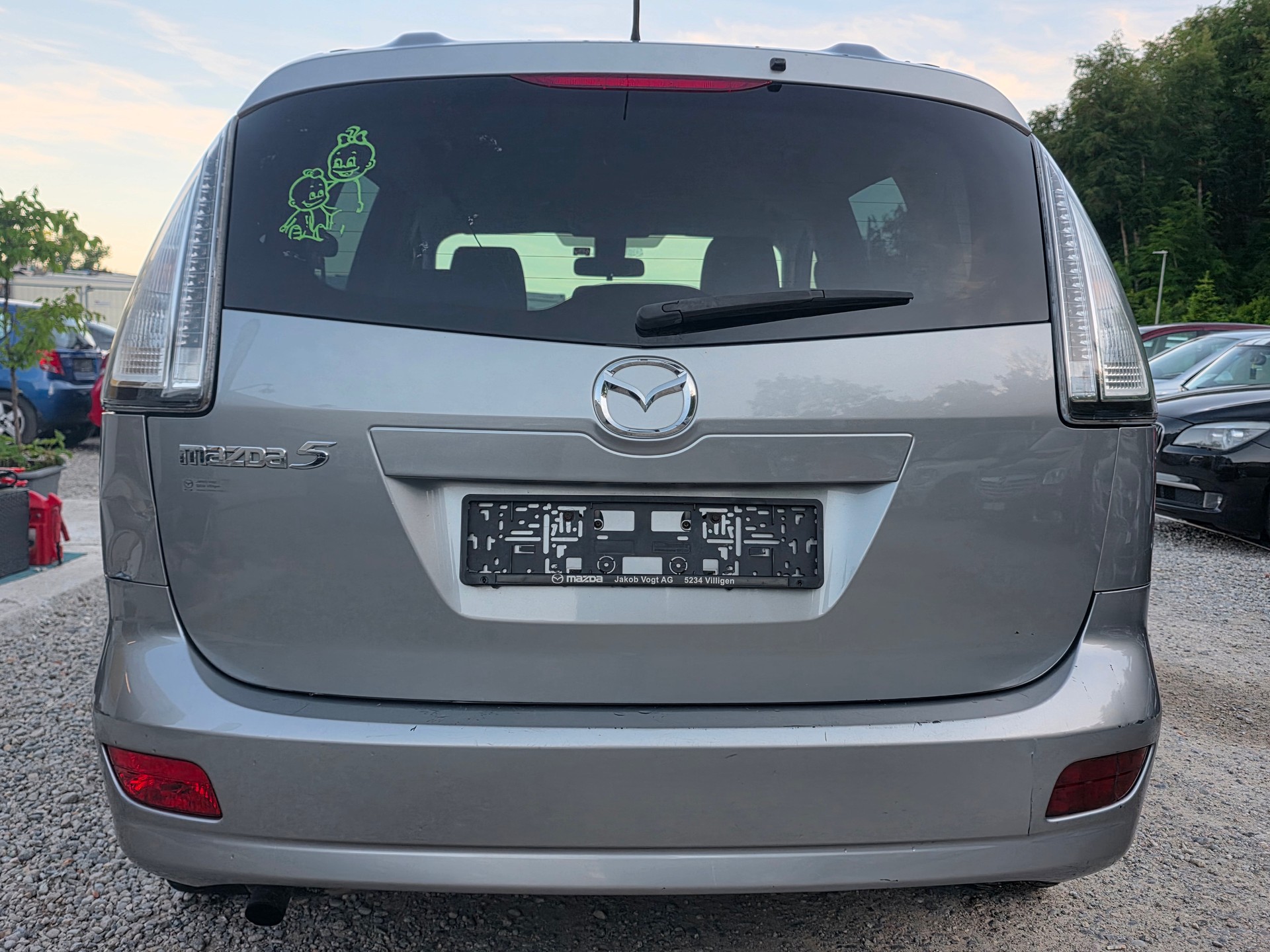 MAZDA 5 2.0 16V Confort / *** Frisch ab MFK / Frisch ab Service / Gratis Lieferung / 7-Platz ***-showroom-element-3