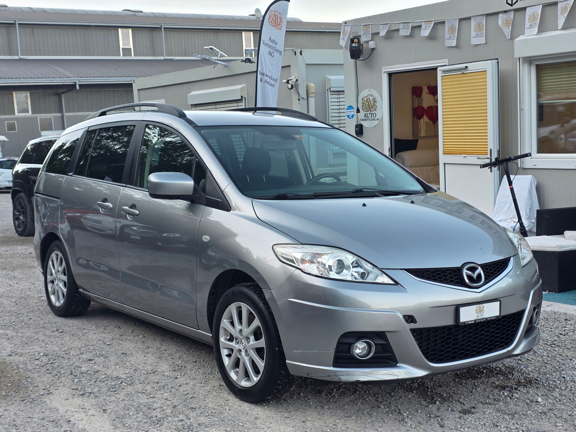 MAZDA 5 2.0 16V Confort / *** Frisch ab MFK / Frisch ab Service / Gratis Lieferung / 7-Platz ***-image-6