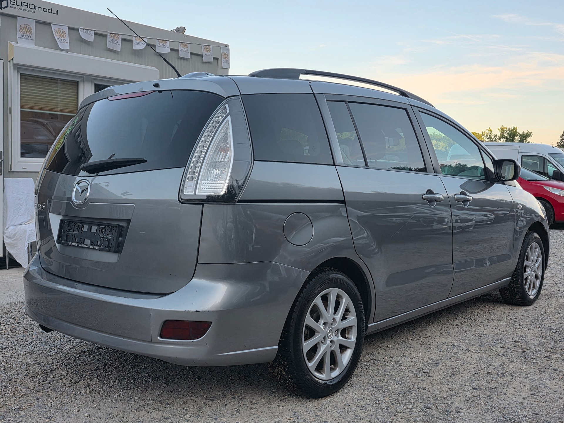 MAZDA 5 2.0 16V Confort / *** Frisch ab MFK / Frisch ab Service / Gratis Lieferung / 7-Platz ***-image-4
