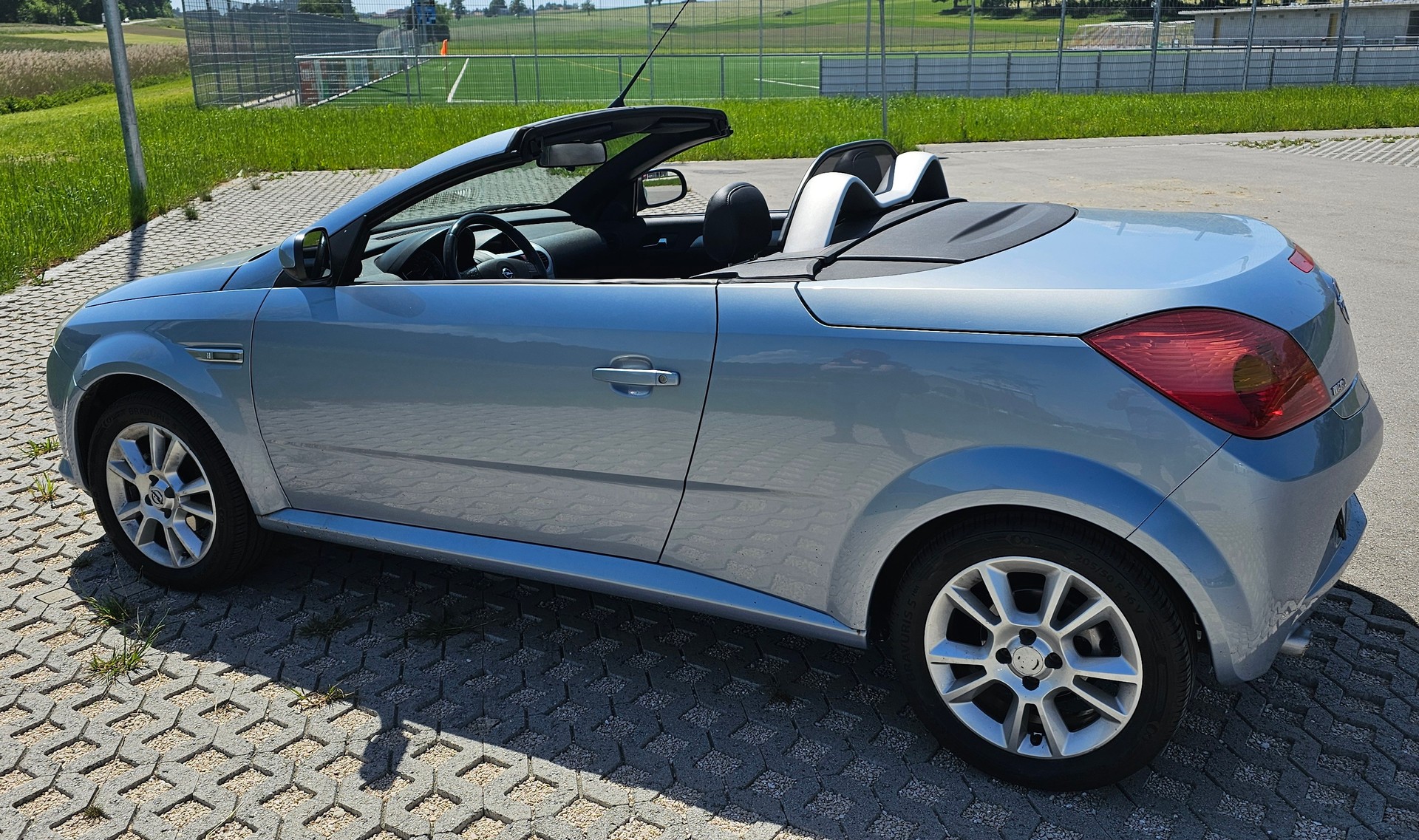 OPEL 1.8i 16V Sport-image-1