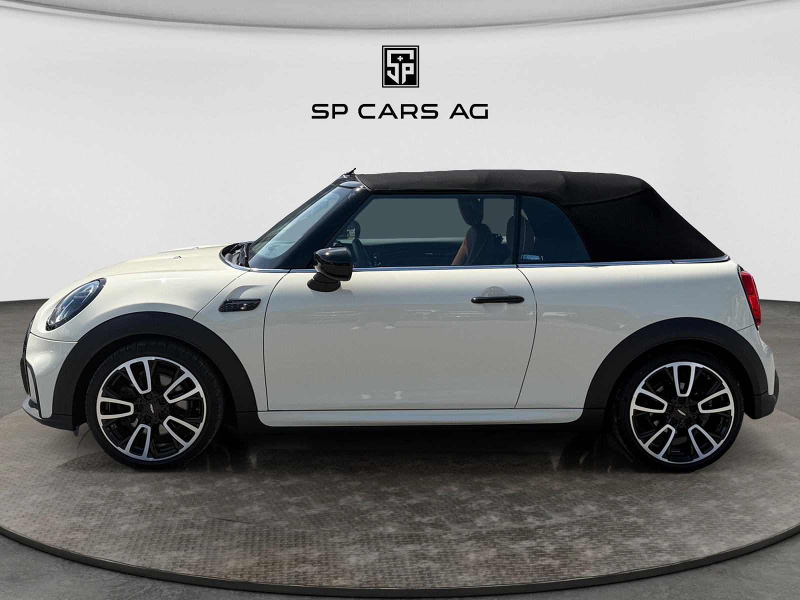 MINI Cooper S Cabriolet DKG-showroom-element-1