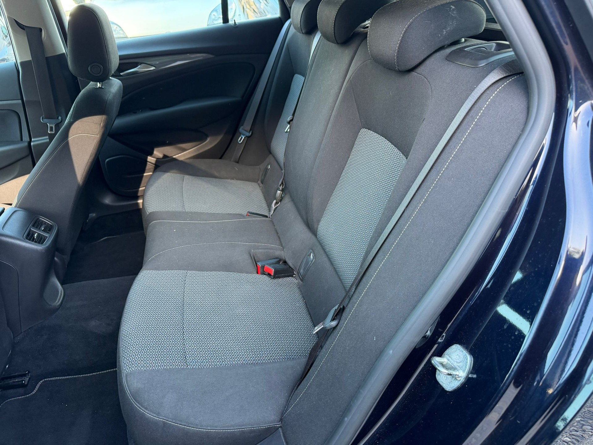 OPEL Insignia 2.0 CDTI Sports Tourer Edition-image-10