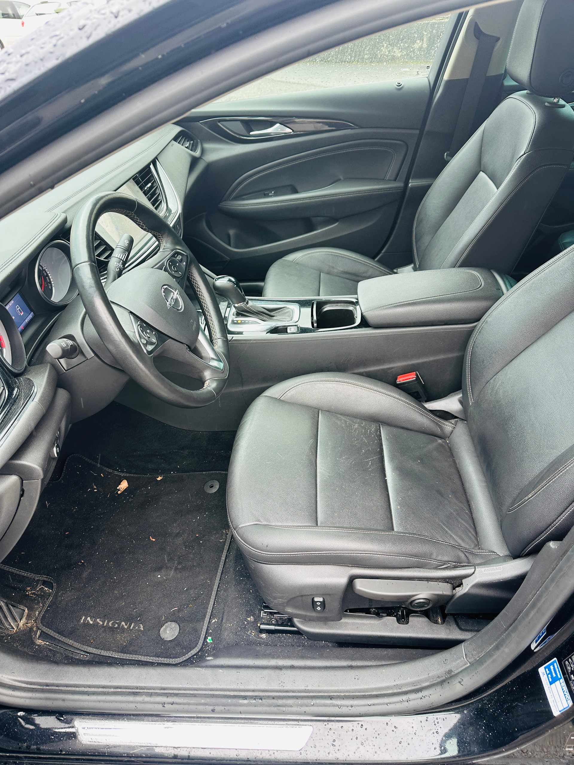 OPEL Insignia 1.5 T Grand Sport Excellence Automatic-image-12