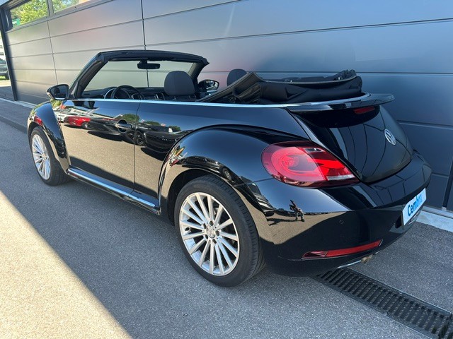 VW Beetle Cabriolet 1.2 TSI BMT Design DSG-image-4