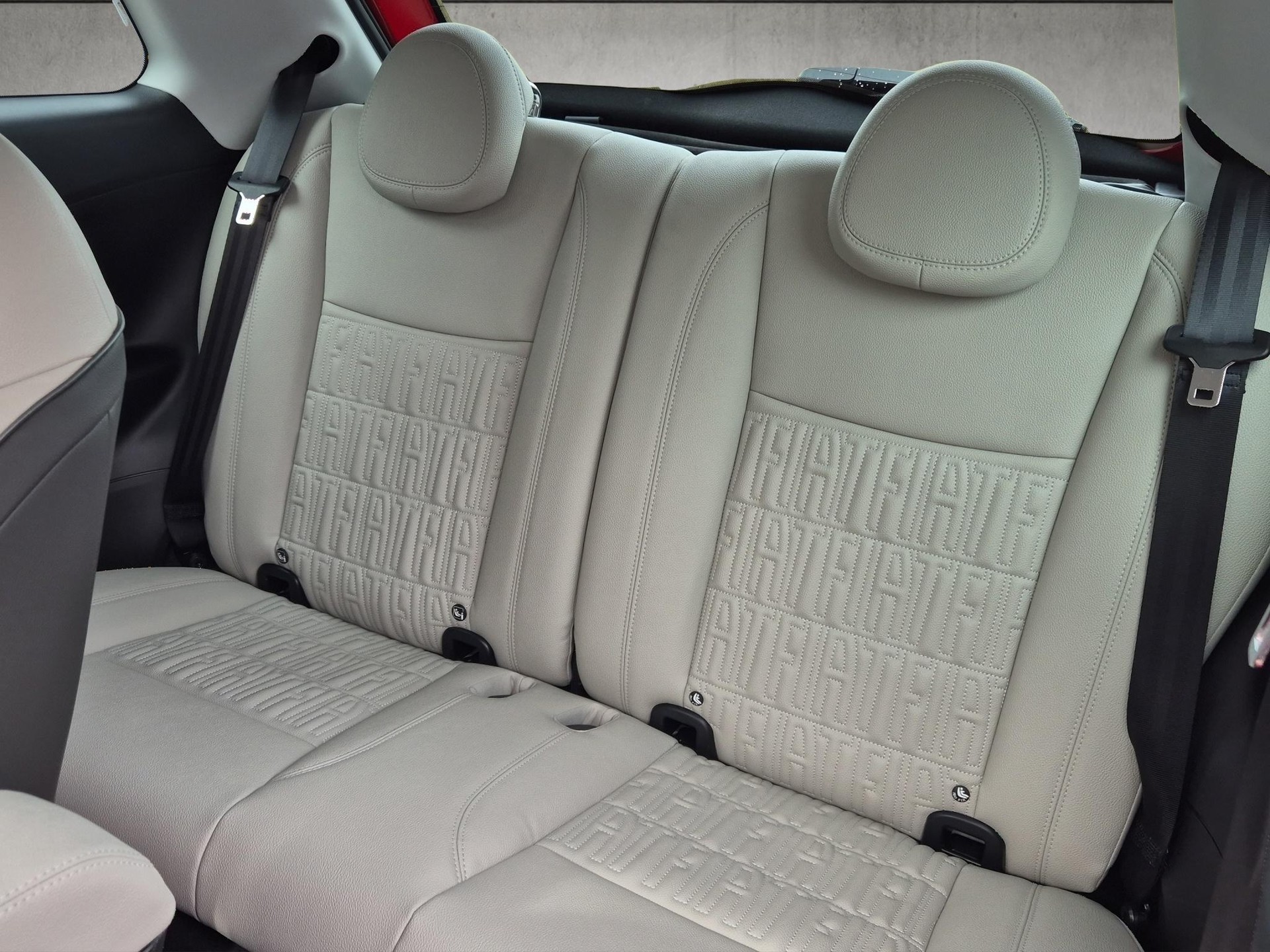 FIAT 500 La Prima-image-12